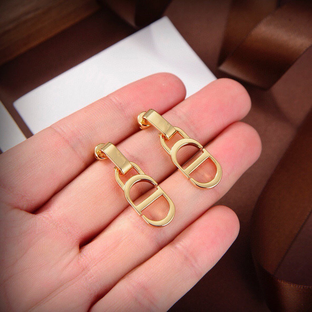 18K Dior 30 Montaigne Earrings