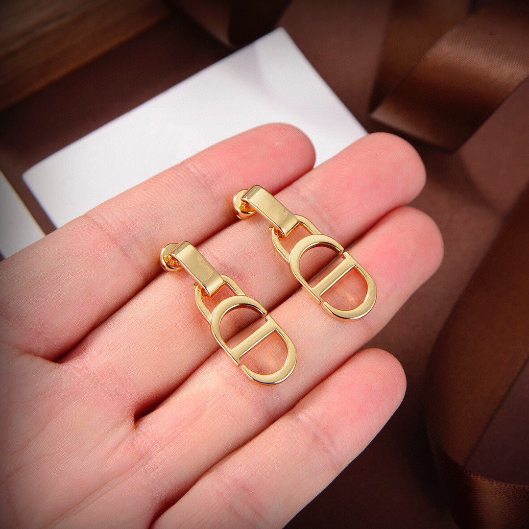 18K Dior 30 Montaigne Earrings