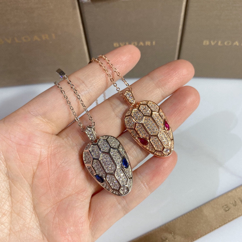 18K BVLGARI Serpenti Necklace