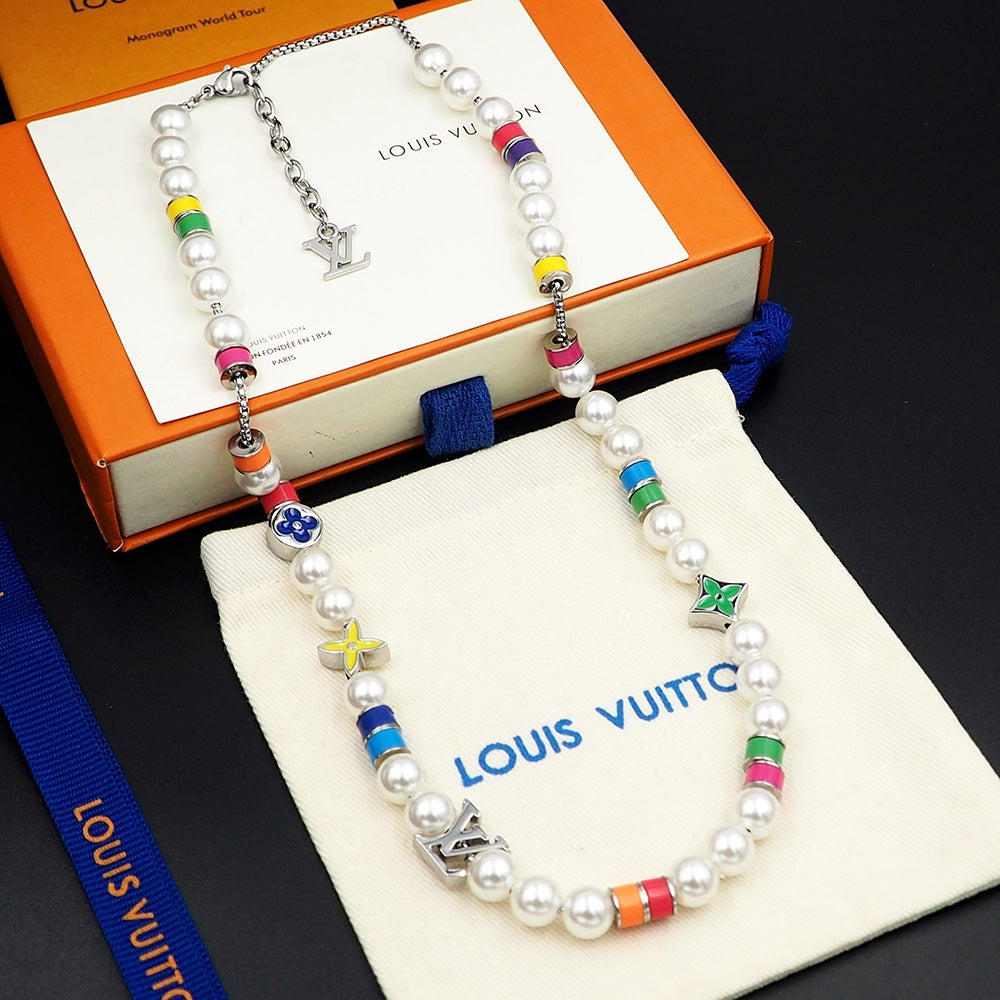 18K Louis Vuitton MNG Pearls Party Necklace