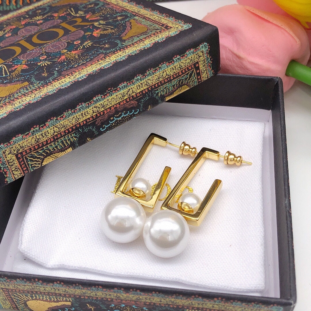 18K Dior Square Pearl Earrings
