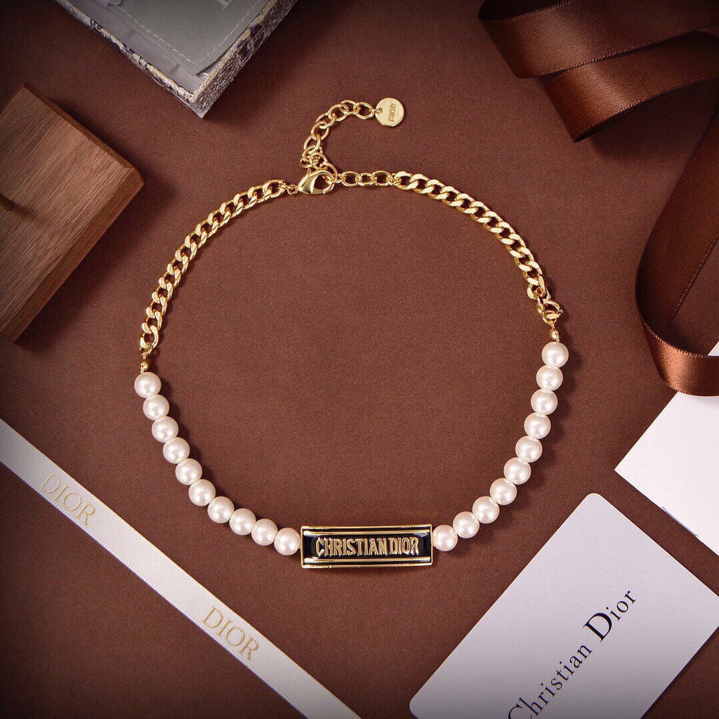 18K Dior 30 Montaigne Necklace