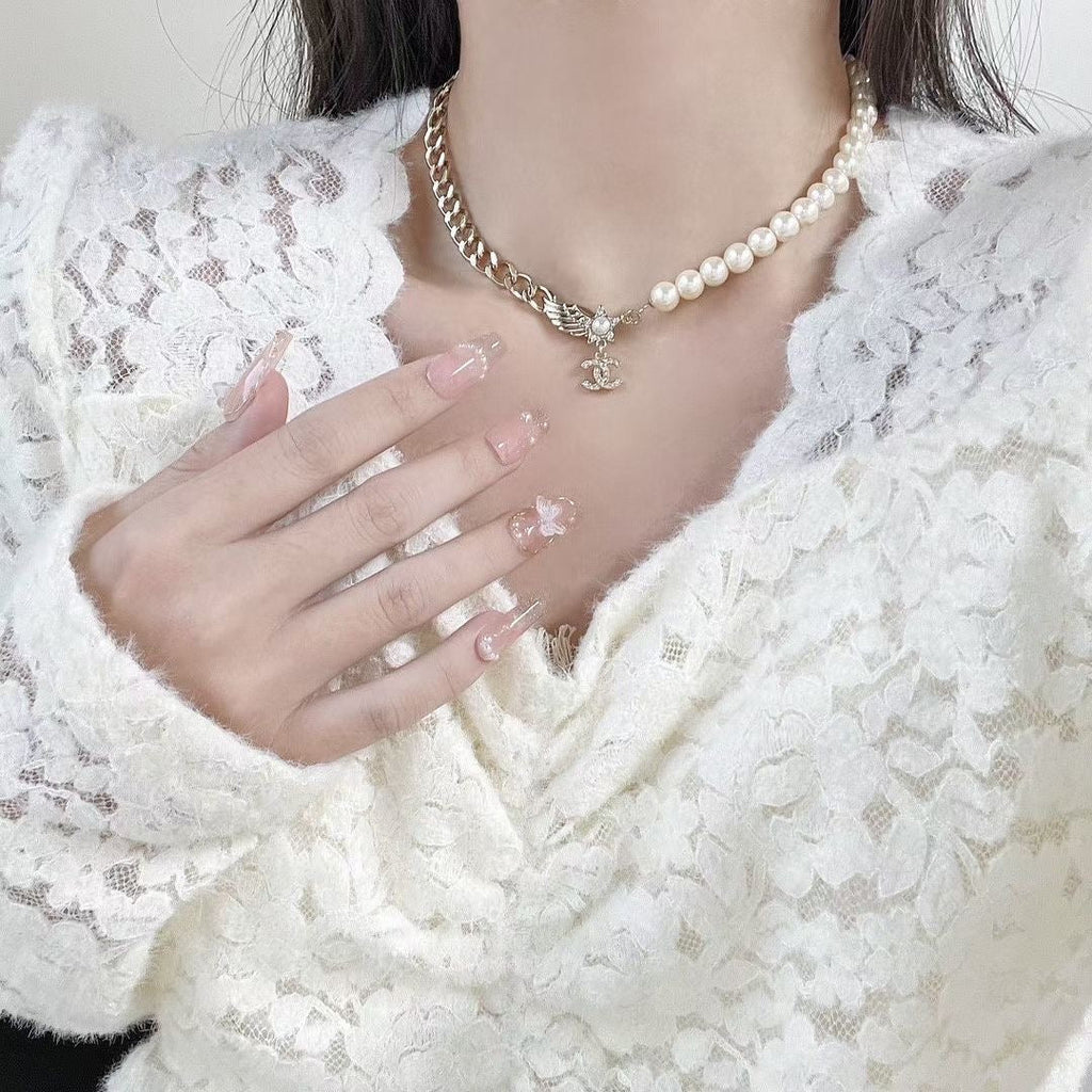18K  Chanel Wing Chain Necklace