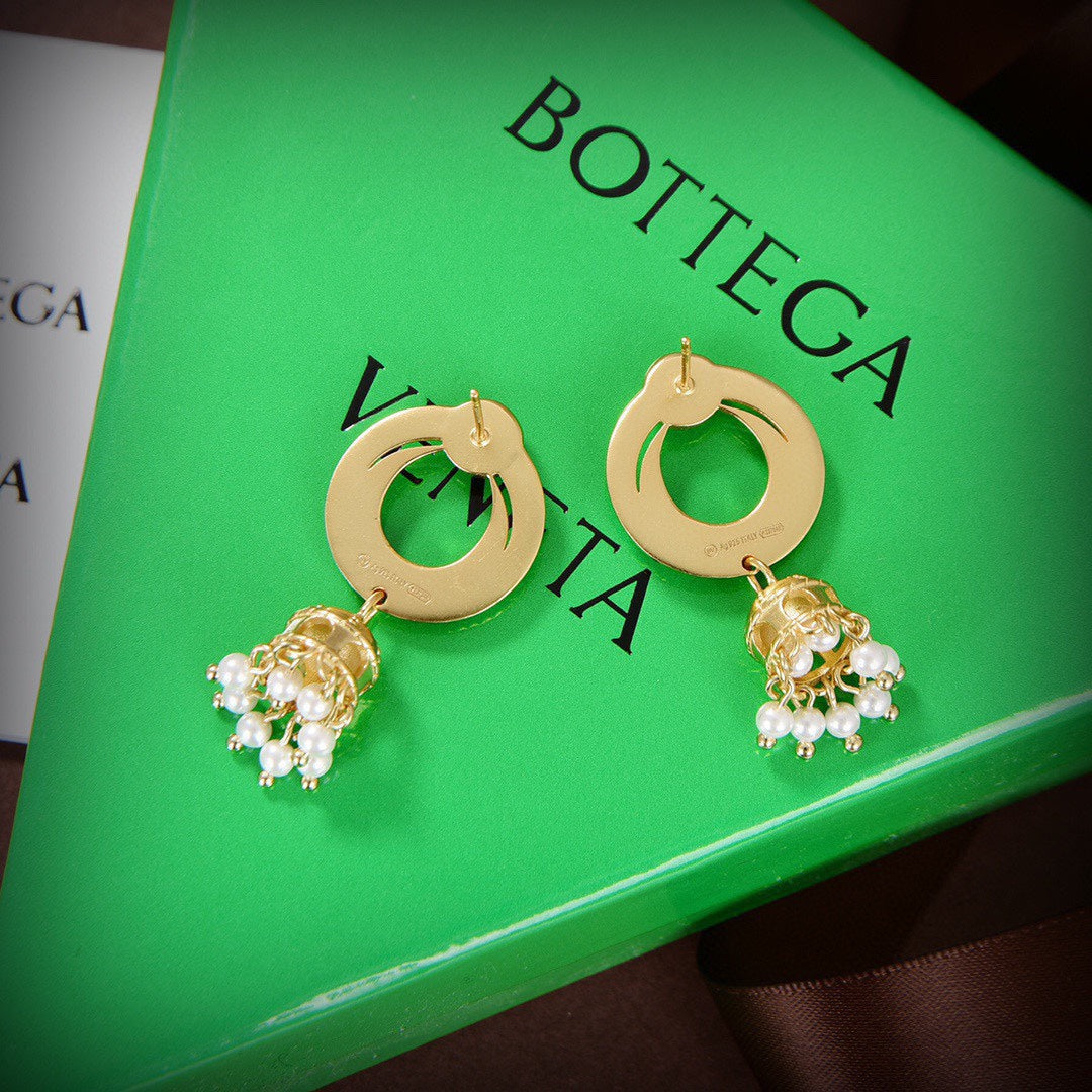 18K BVLGARI Circle Diamonds Earrings