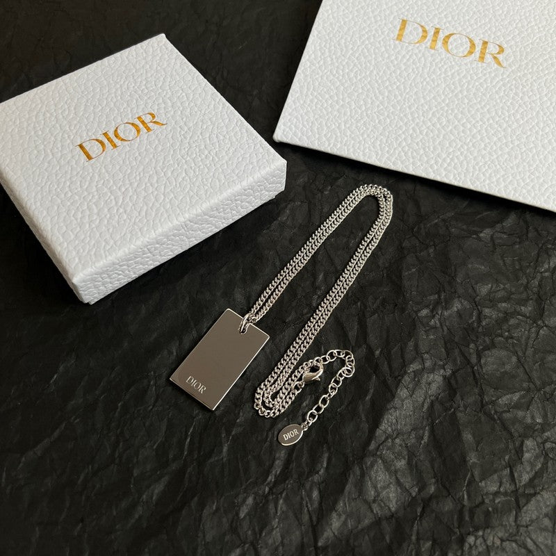 18K Dior Oblique Plate Pendant Necklace