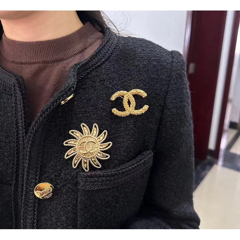 18K  Chanel Sunflower Brooch