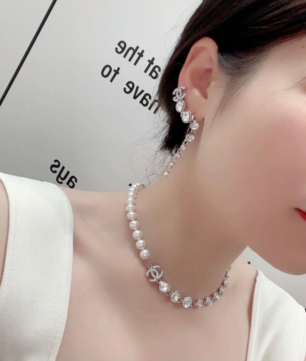 18K  Chanel Pearls Crystals Necklace