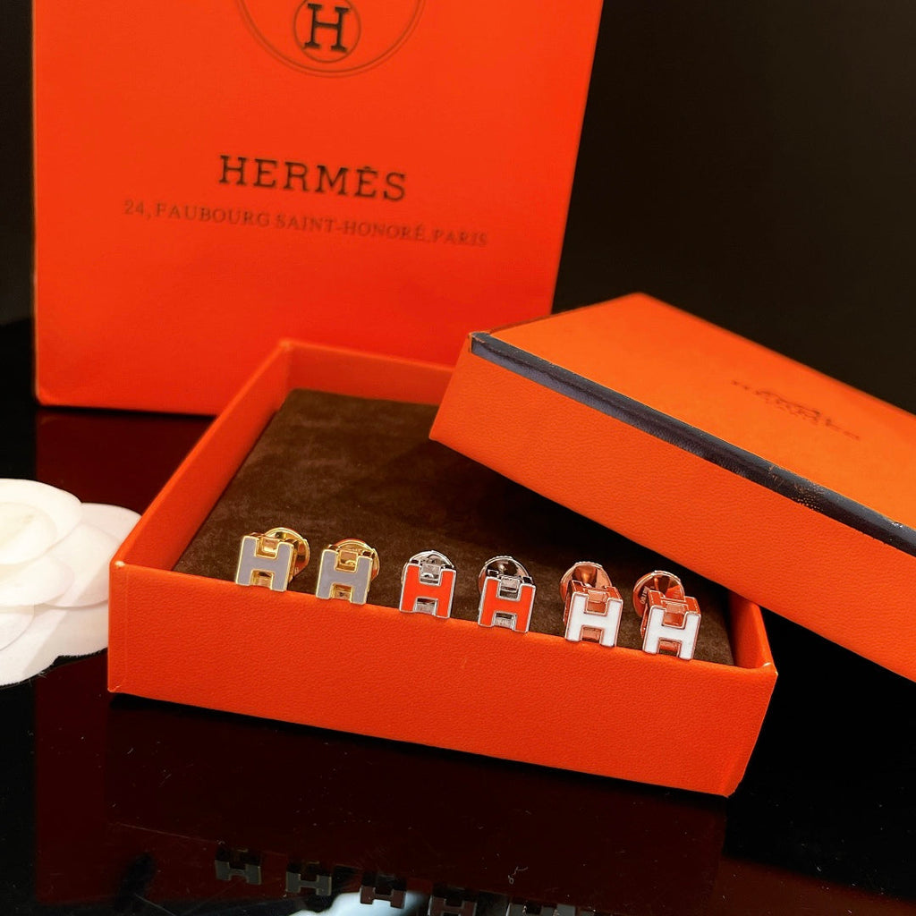 18K Cage D'H Hermes Earrings