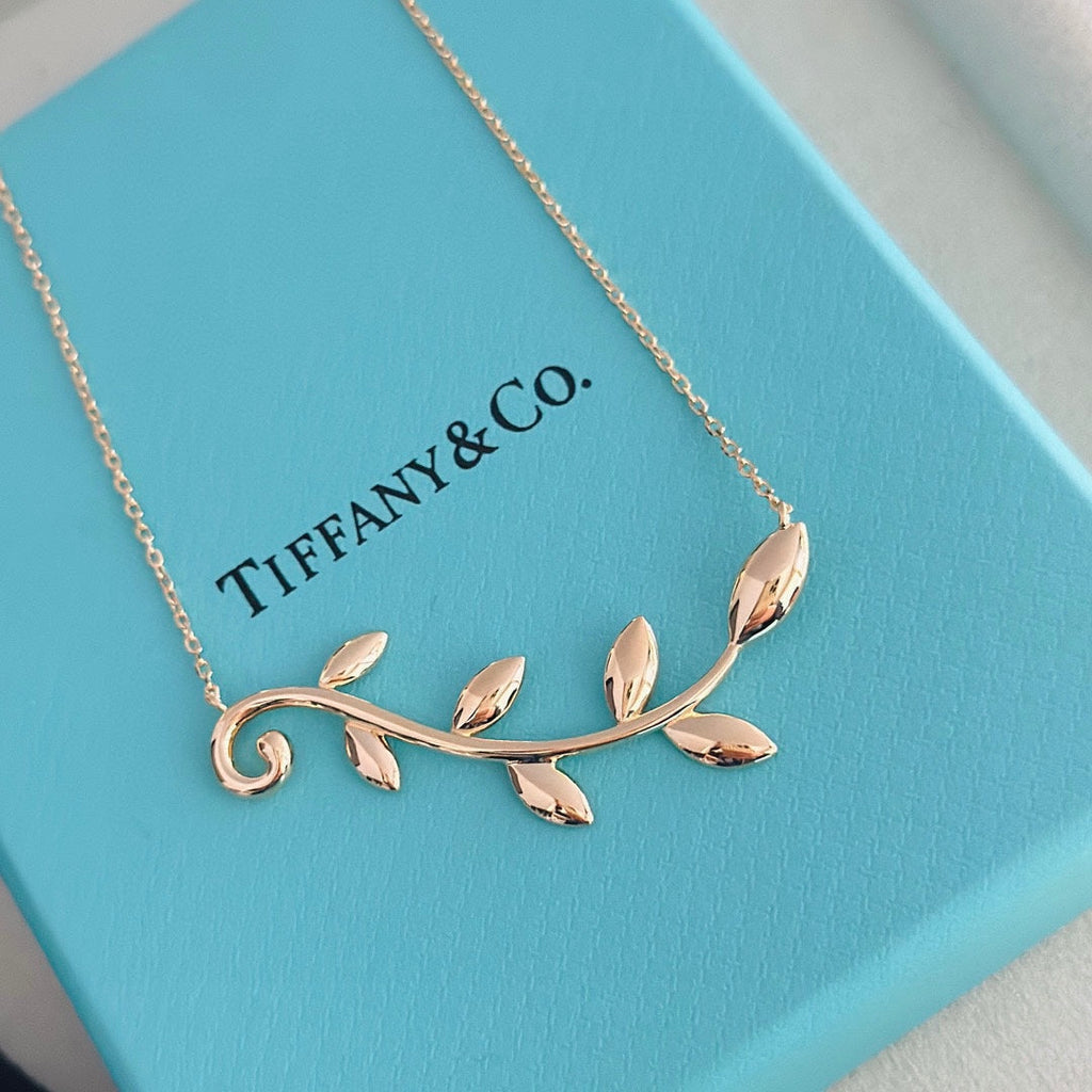 18K Tiffany Olive Leaf Vine Pendant Necklace