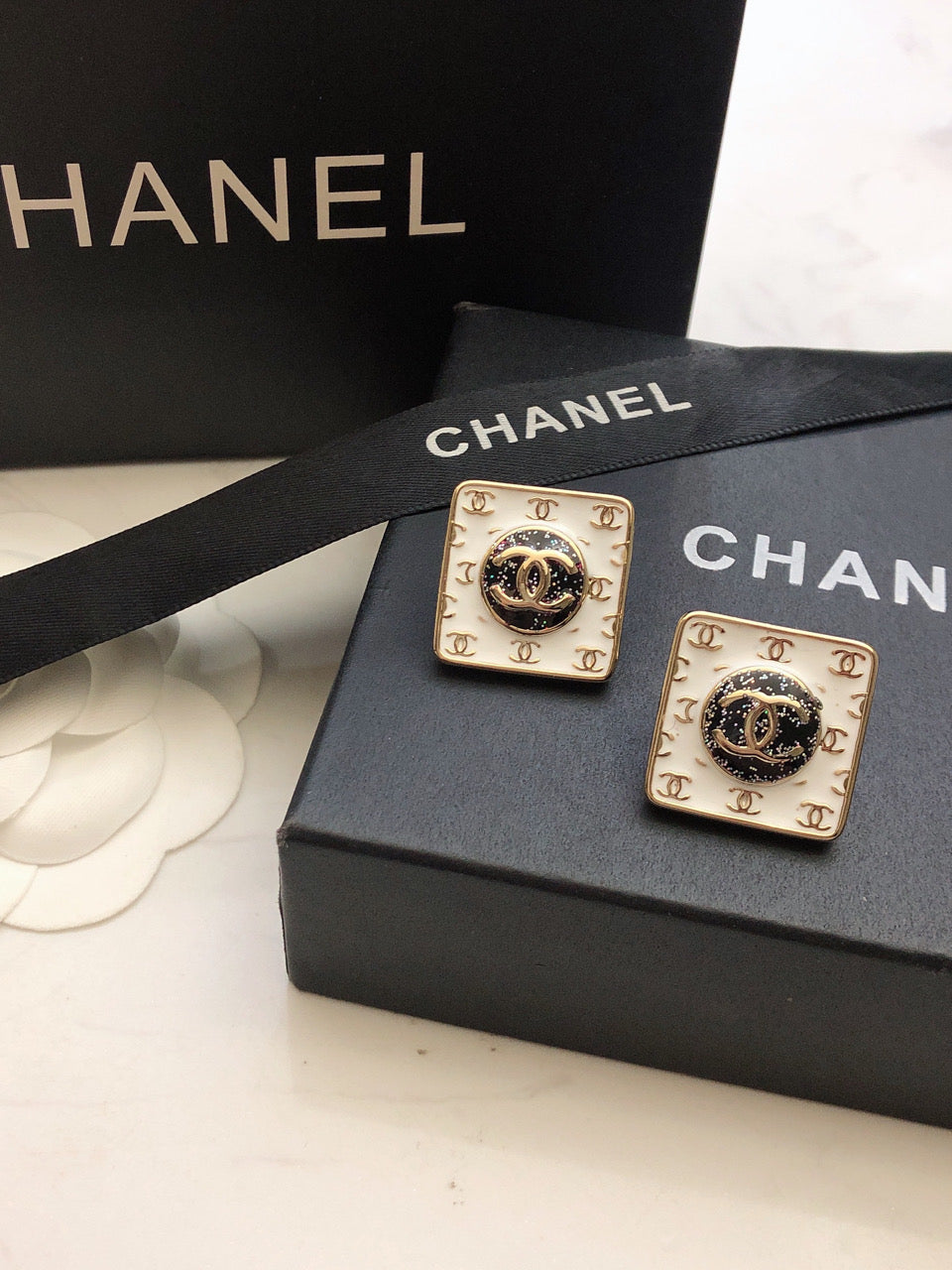 18K Vintage  Chanel Earrings