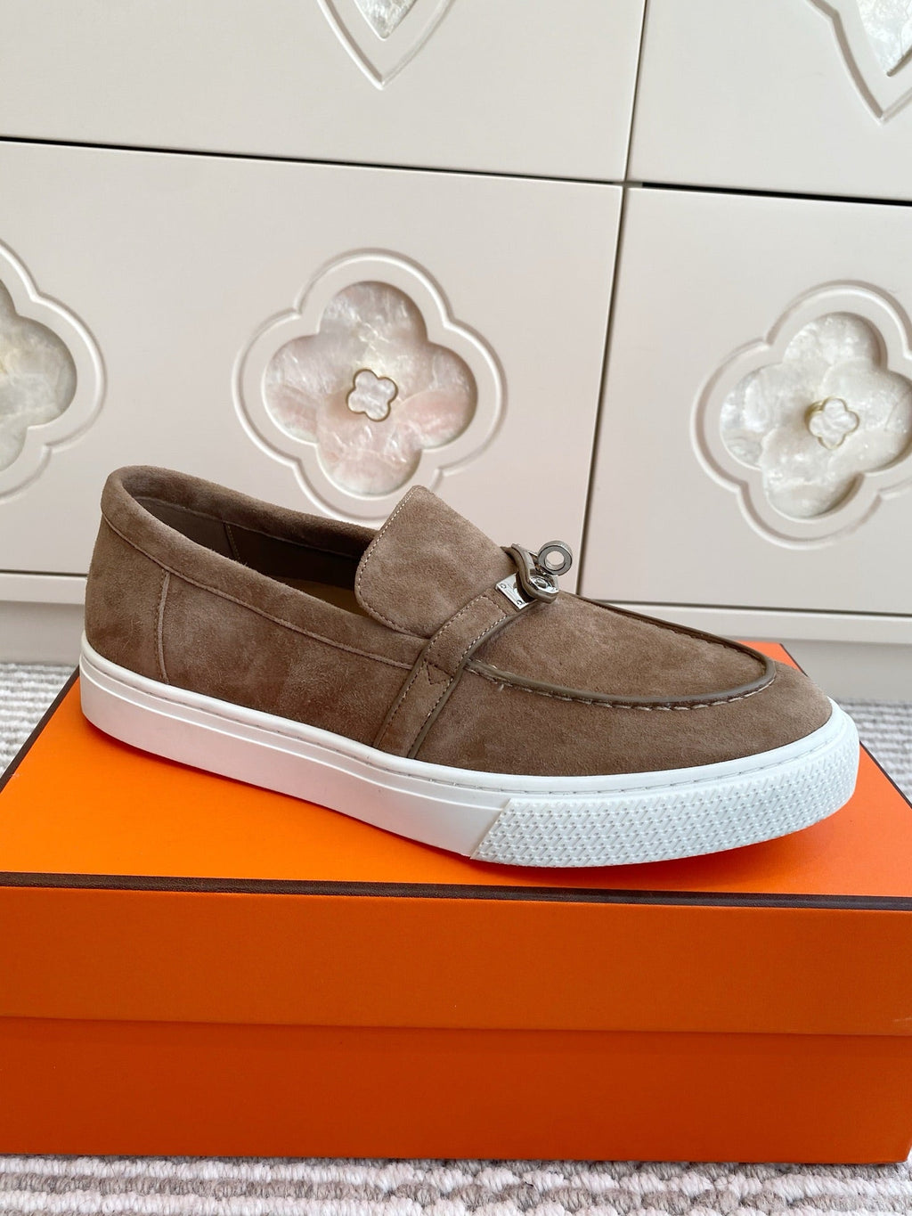 HERMES 25S SLIP-ON IN BROWN SUEDE WITH SILVER HARDWARE