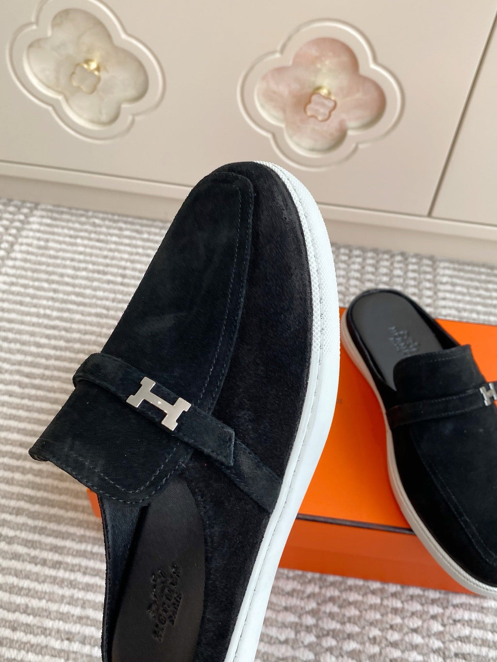 HERMES 25S MULES IN BLACK SUEDE WITH SILVER HARDWARE