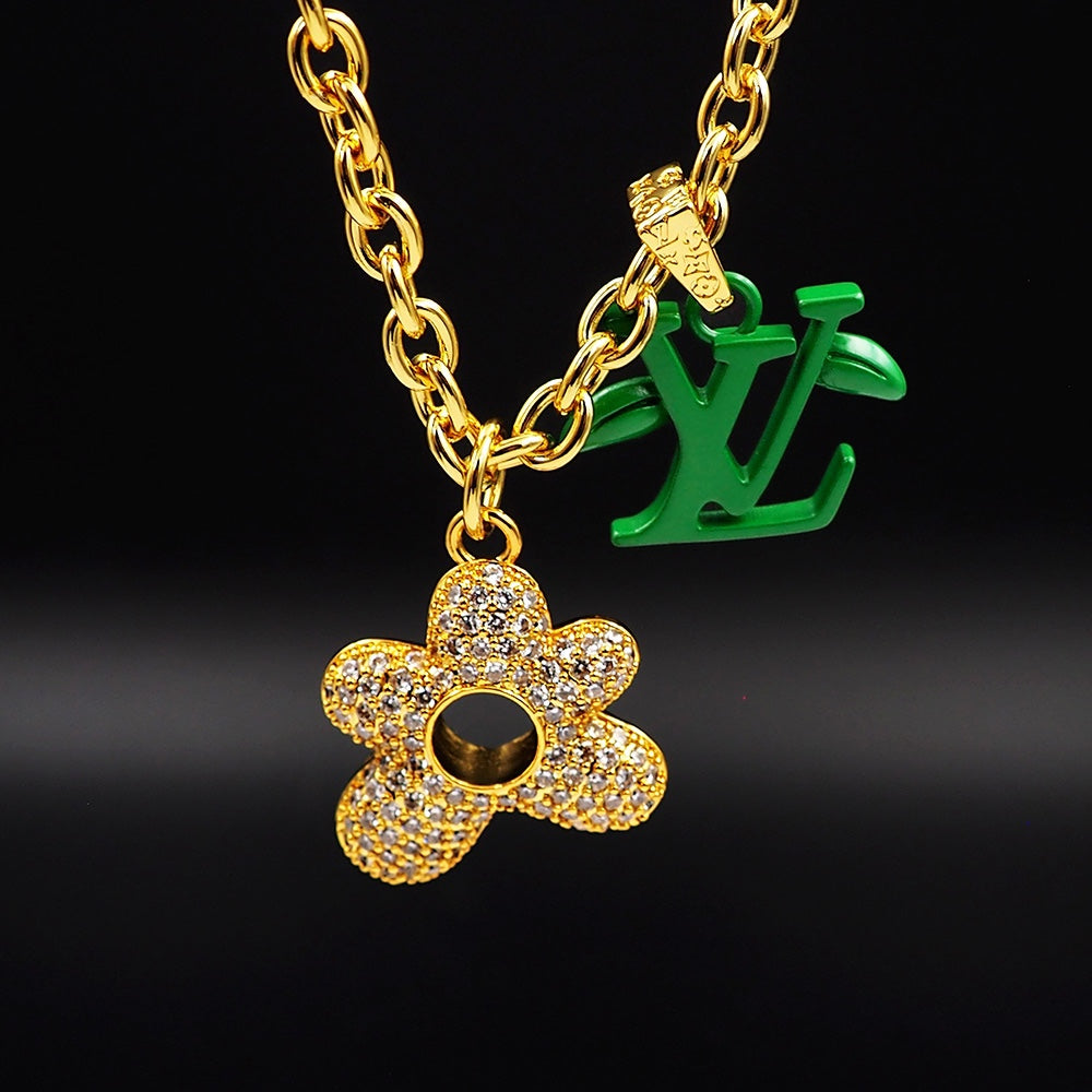 18K Louis Vuitton Blooming Pendant Necklace