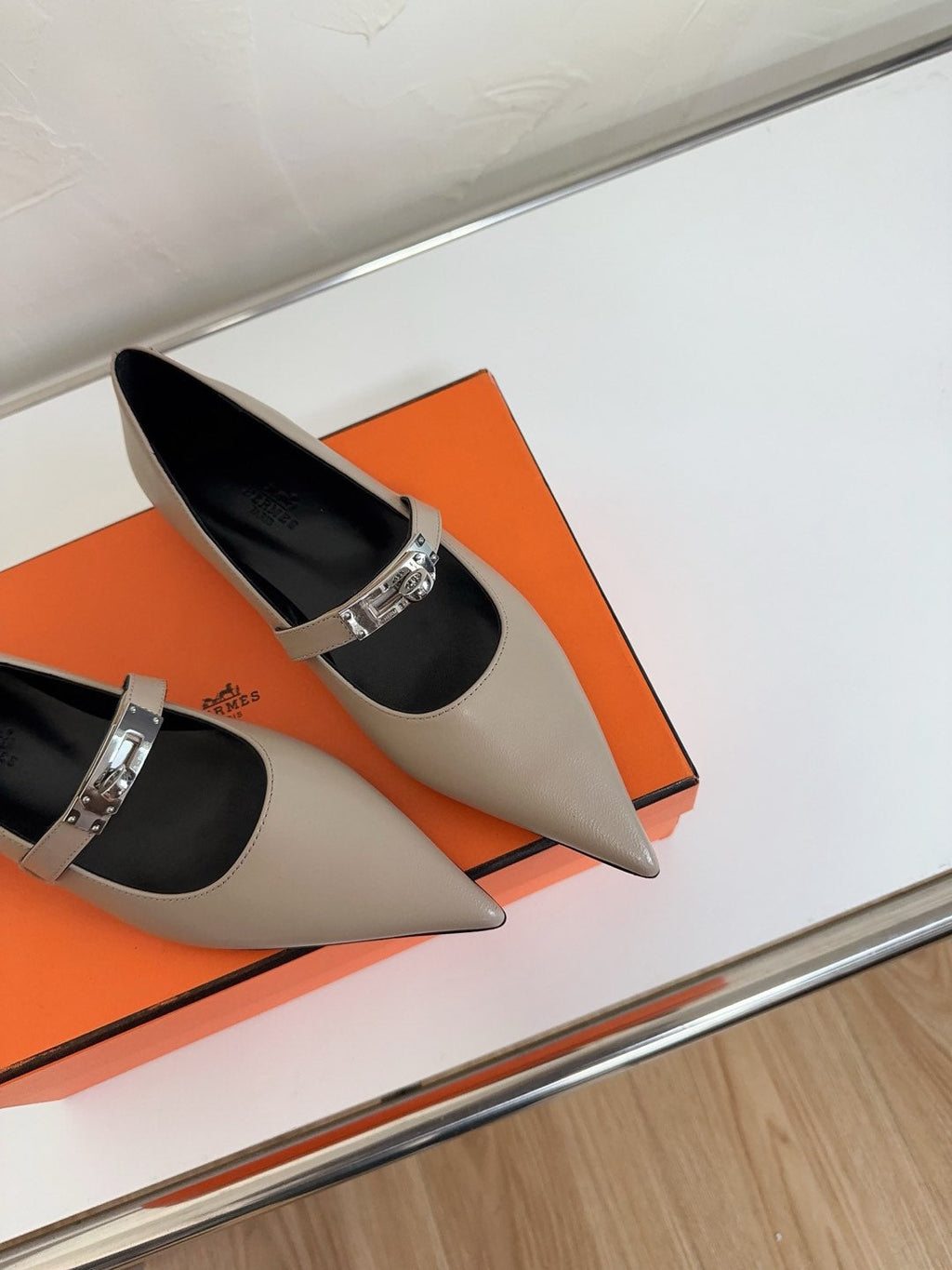 HERMES KIARA FLAT PUMP IN KHAKI BROWN CALFSKIN