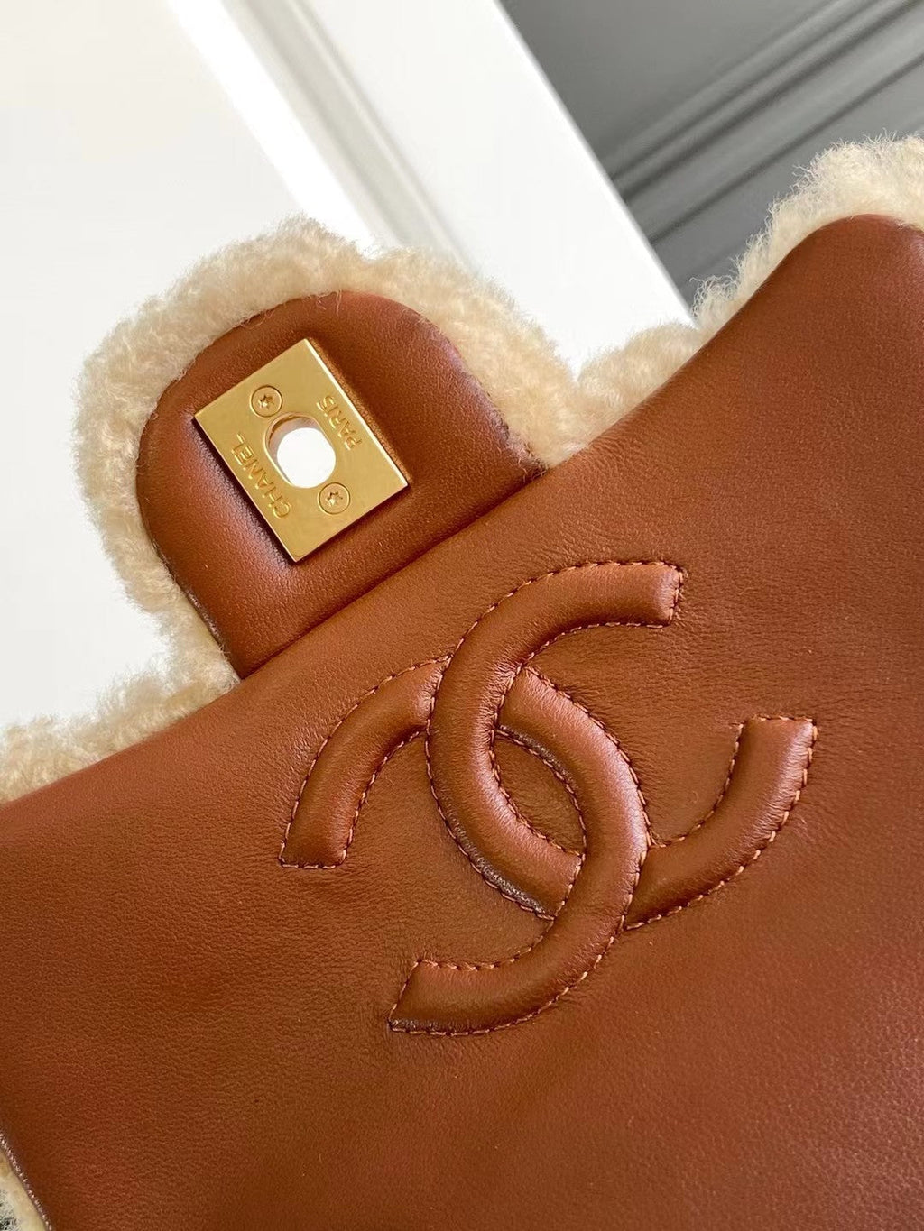 CHANEL MINI FLAP BAG 18 IN BEIGE WOOL AND GINGER ORANGE CALFSKIN GOLD HARDWARE