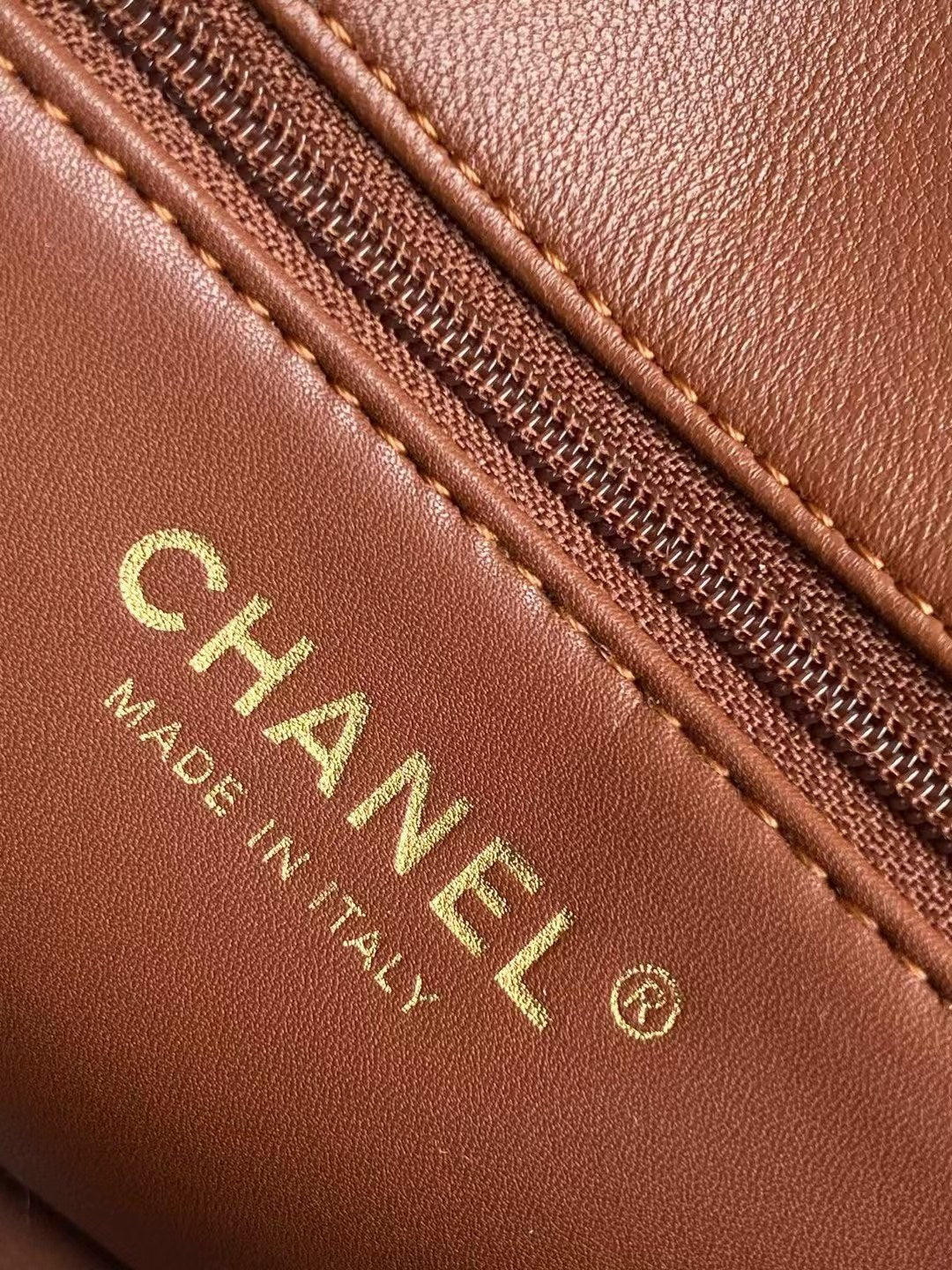 CHANEL MINI FLAP BAG 18 IN BEIGE WOOL AND GINGER ORANGE CALFSKIN GOLD HARDWARE