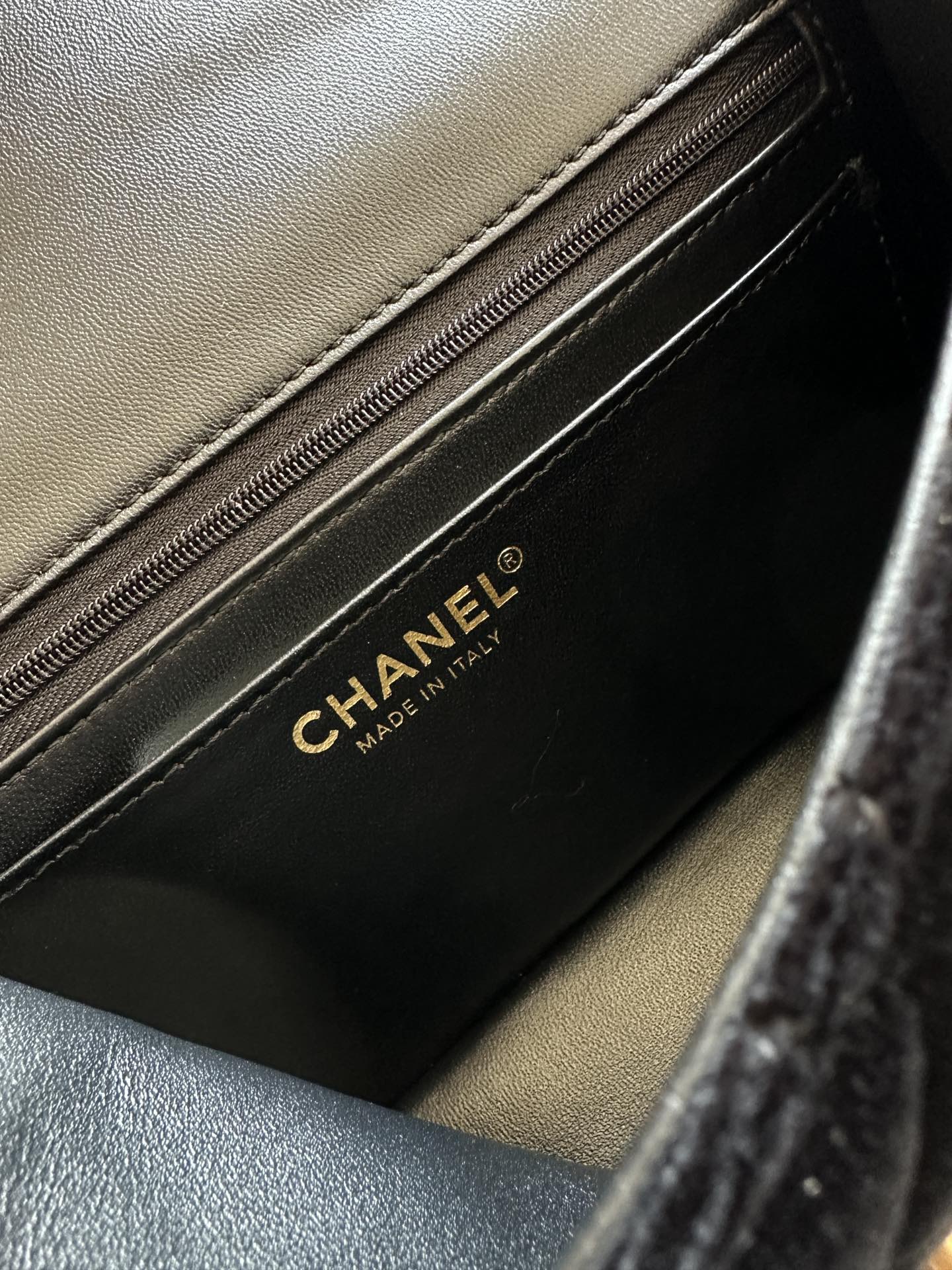 CHANEL 25S MINI FLAP BAG 23 IN BLACK VELVET WITH GOLD HARDWARE