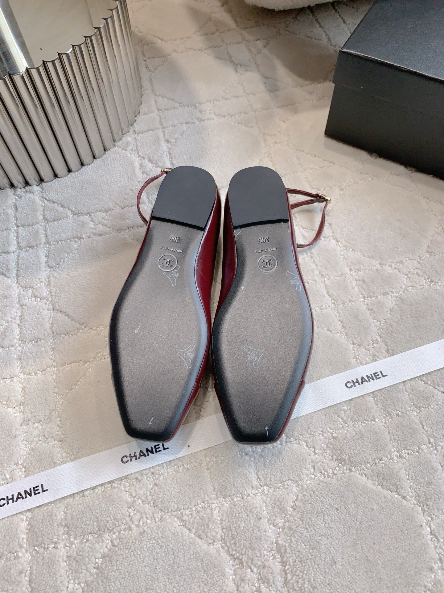 CHANEL 25S CAMELLIA SQUARE TOE FLATS IN ROSSO ANCORA CALFSKIN GOLD HARDWARE