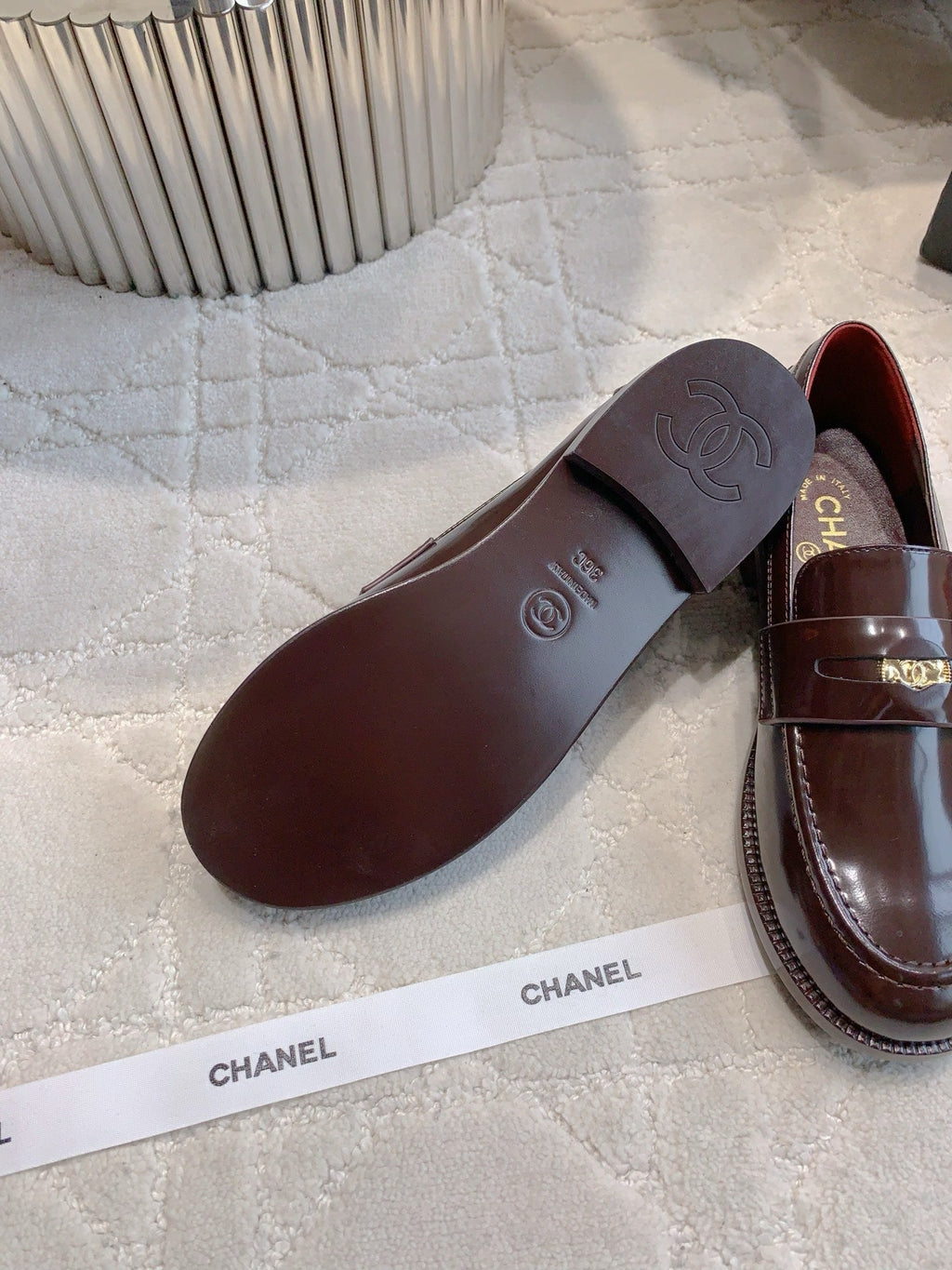 CHANEL 25S MOASINS IN ROSEWOOD CALFSKIN GOLD HARDWARE