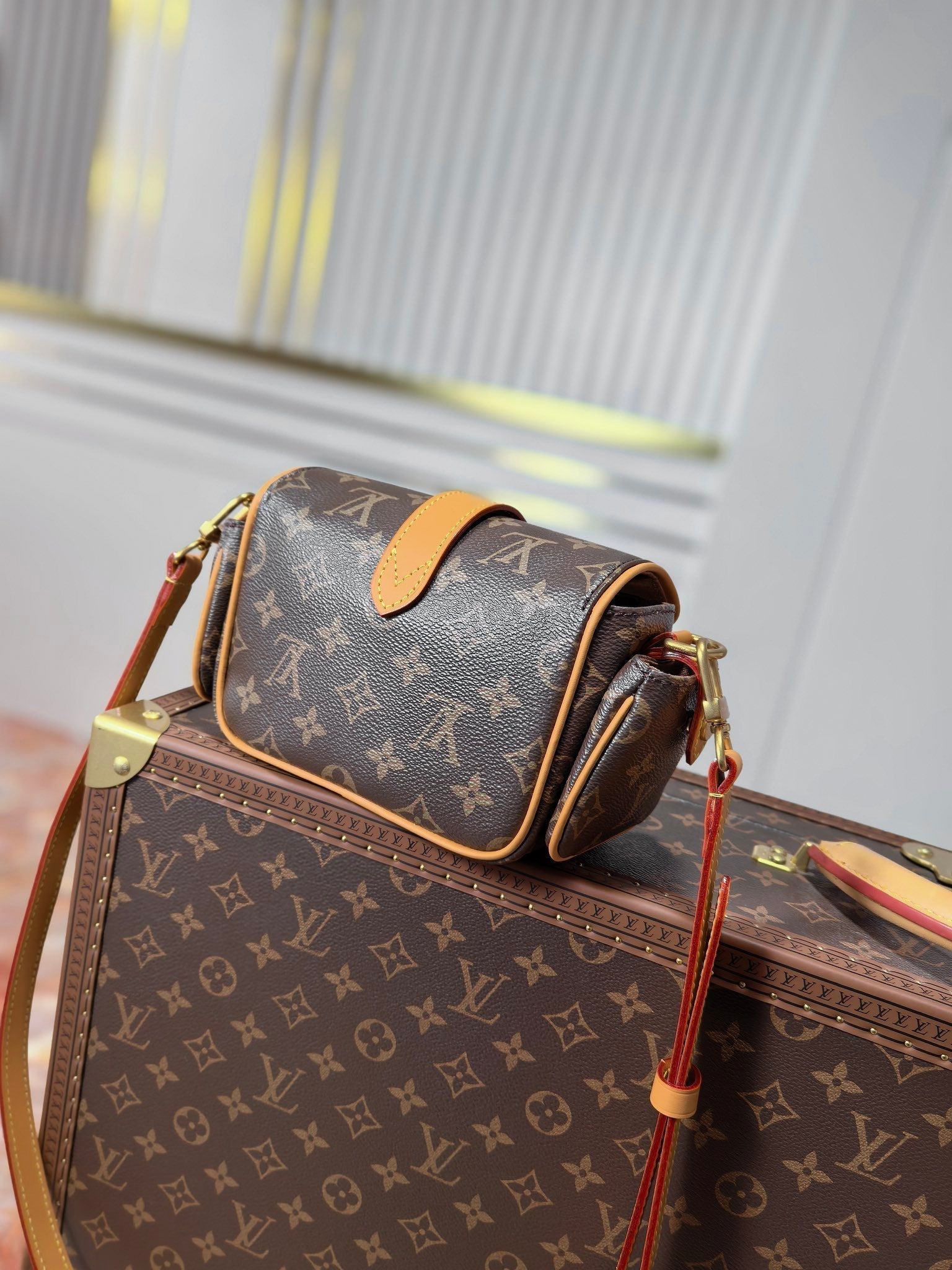 LOUIS VUITTON LV 25S CARGO 23 IN BROWN MONOGRAM CANVAS LEATHER TRIM GOLD HARDWARE