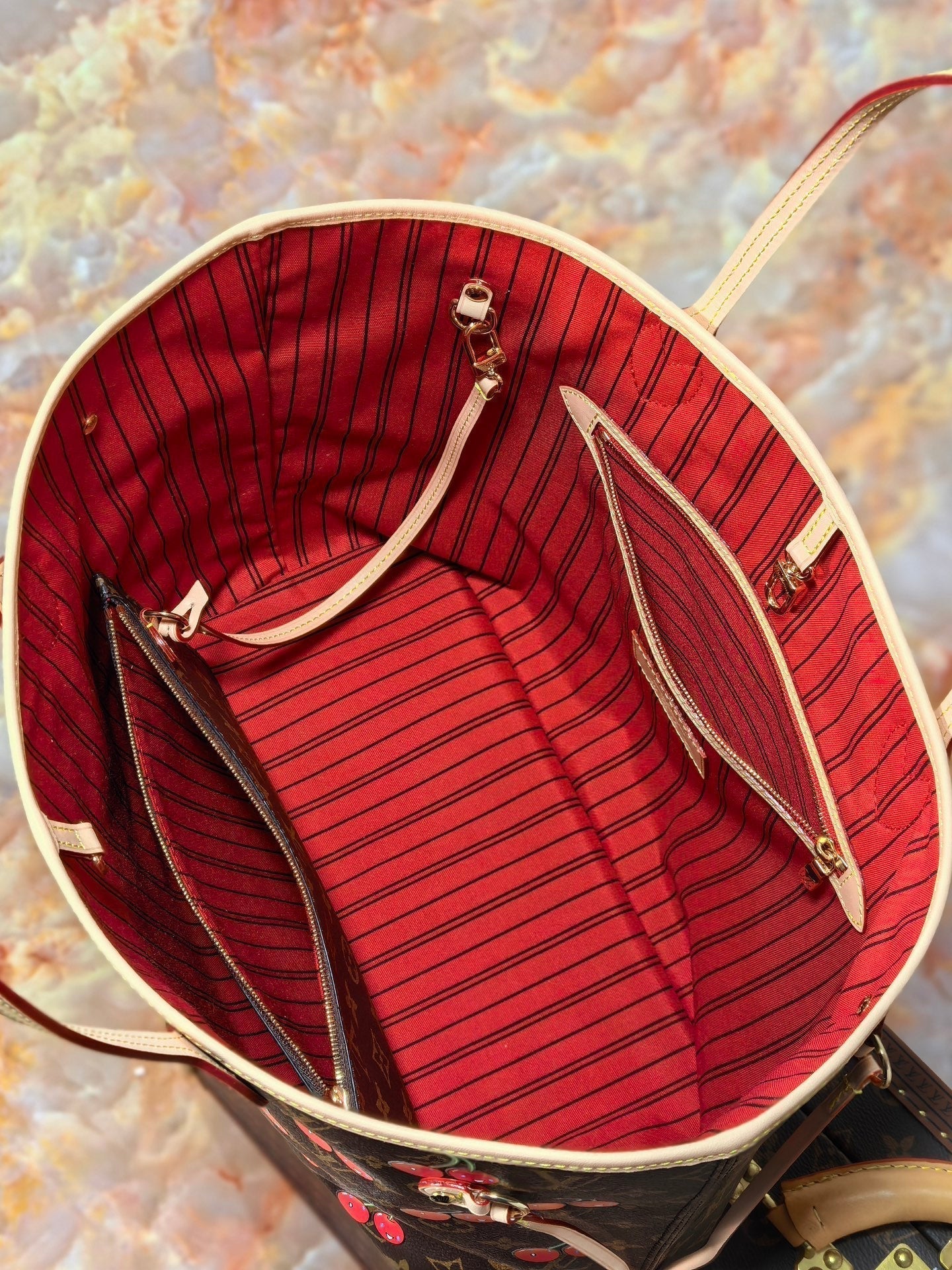 LOUIS VUITTON LV 25S NEVERFULL 31 IN DARK BROWN MONOGRAM CHERRY LEATHER TRIM GOLD HARDWARE