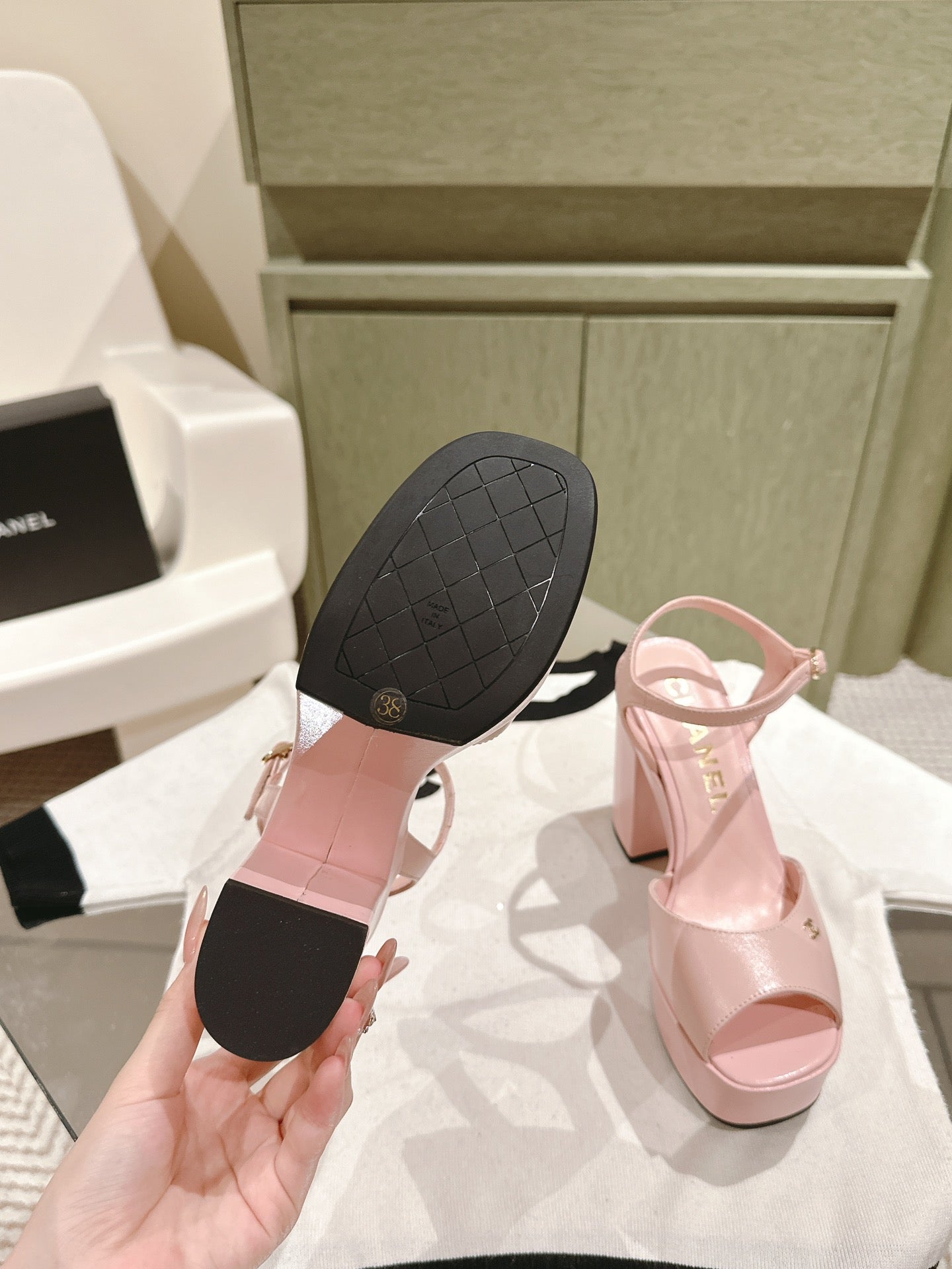 CHANEL HIGH SANDAL LIGHT PINK CALFSKIN
