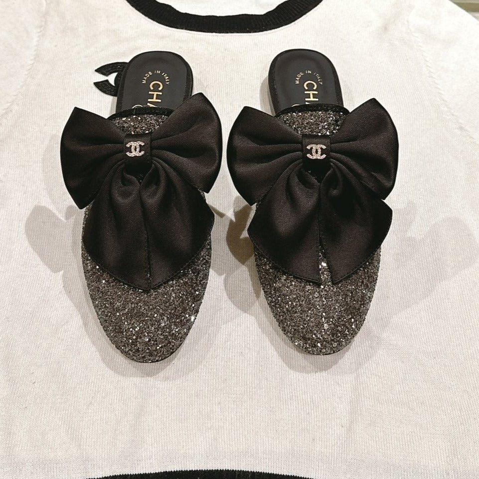 CHANEL JEWELED MULE WITH SILK BOW AND BLACK LAMBSKIN