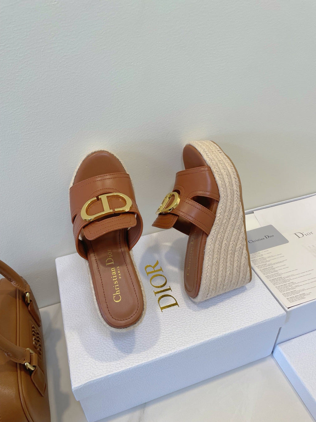 DIOR MONTAIGNE WEDGE SLIDE 95MM IN BROWN CALFSKIN