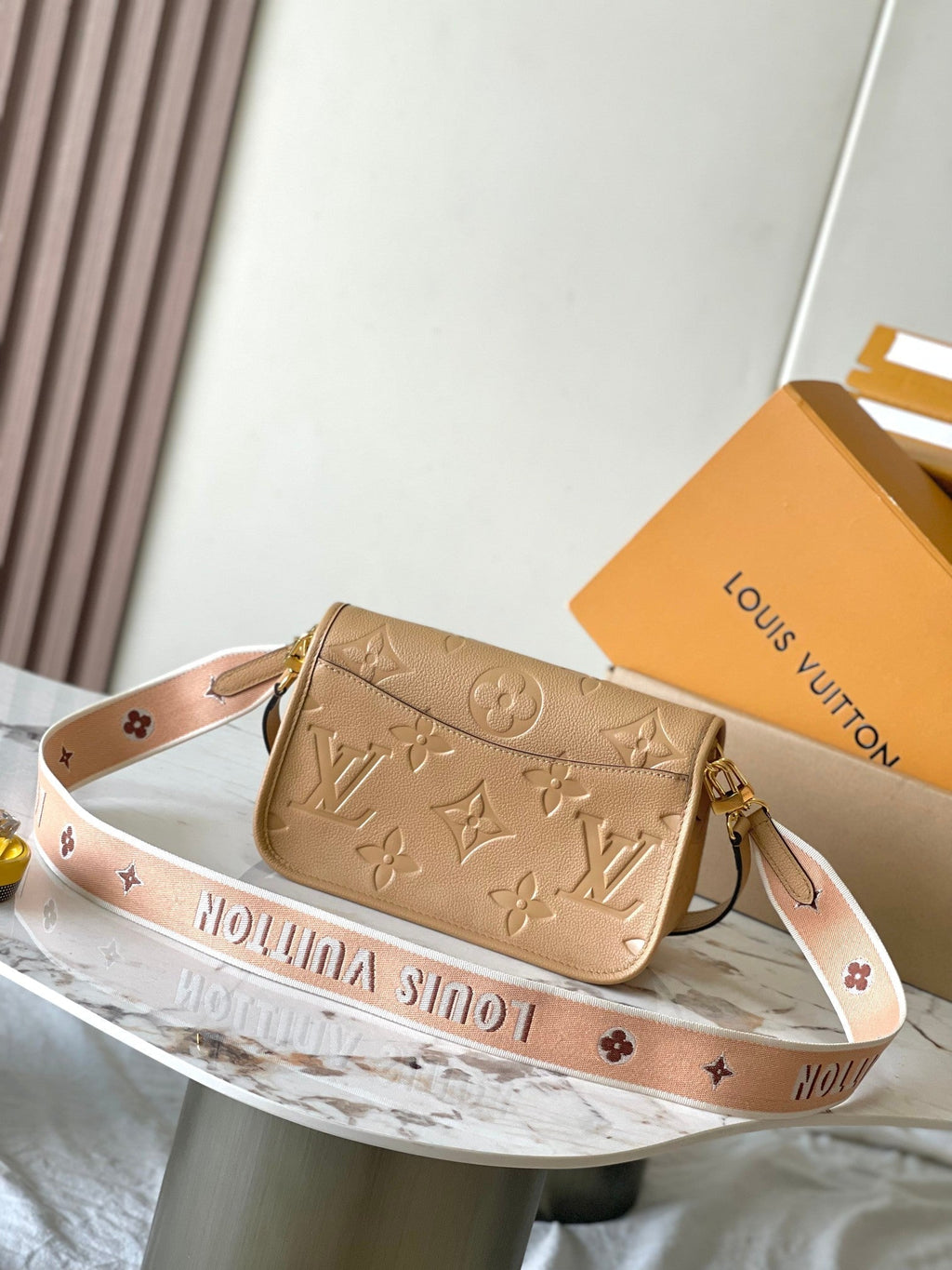 LOUIS VUITTON DIANE 23 IN WARM TAN BROWN EMBOSSED GRAINED CALFSKIN