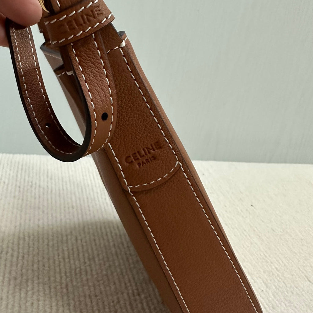 CELINE PHONE POUCH HELOISE 19 IN IRISH COFFEE SUPPLE CALFSKIN
