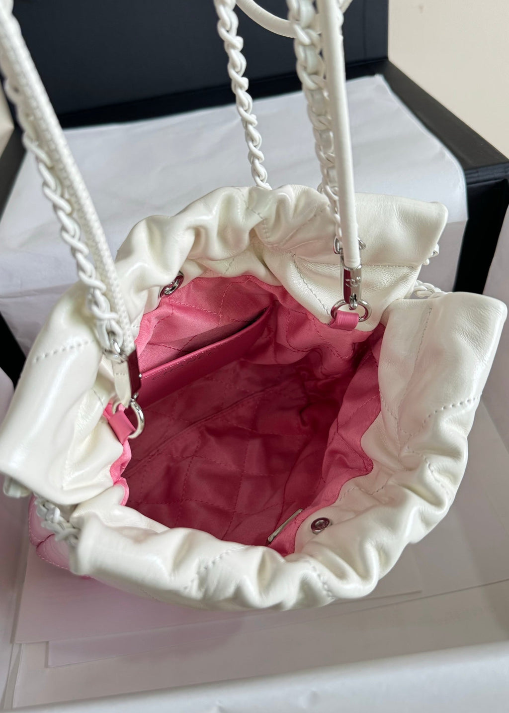 CHANEL HOBO MINI 20CM PINK WHITE LAMBSKIN