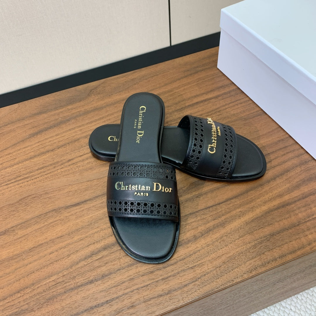 DIOR DWAY BLACK CALFSKIN AND GOLD LOGO