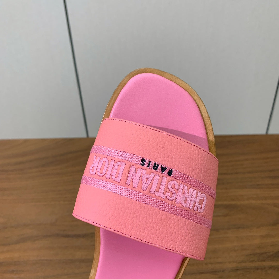DIOR 25S DWAY SLIDE IN PINK CALFSKIN