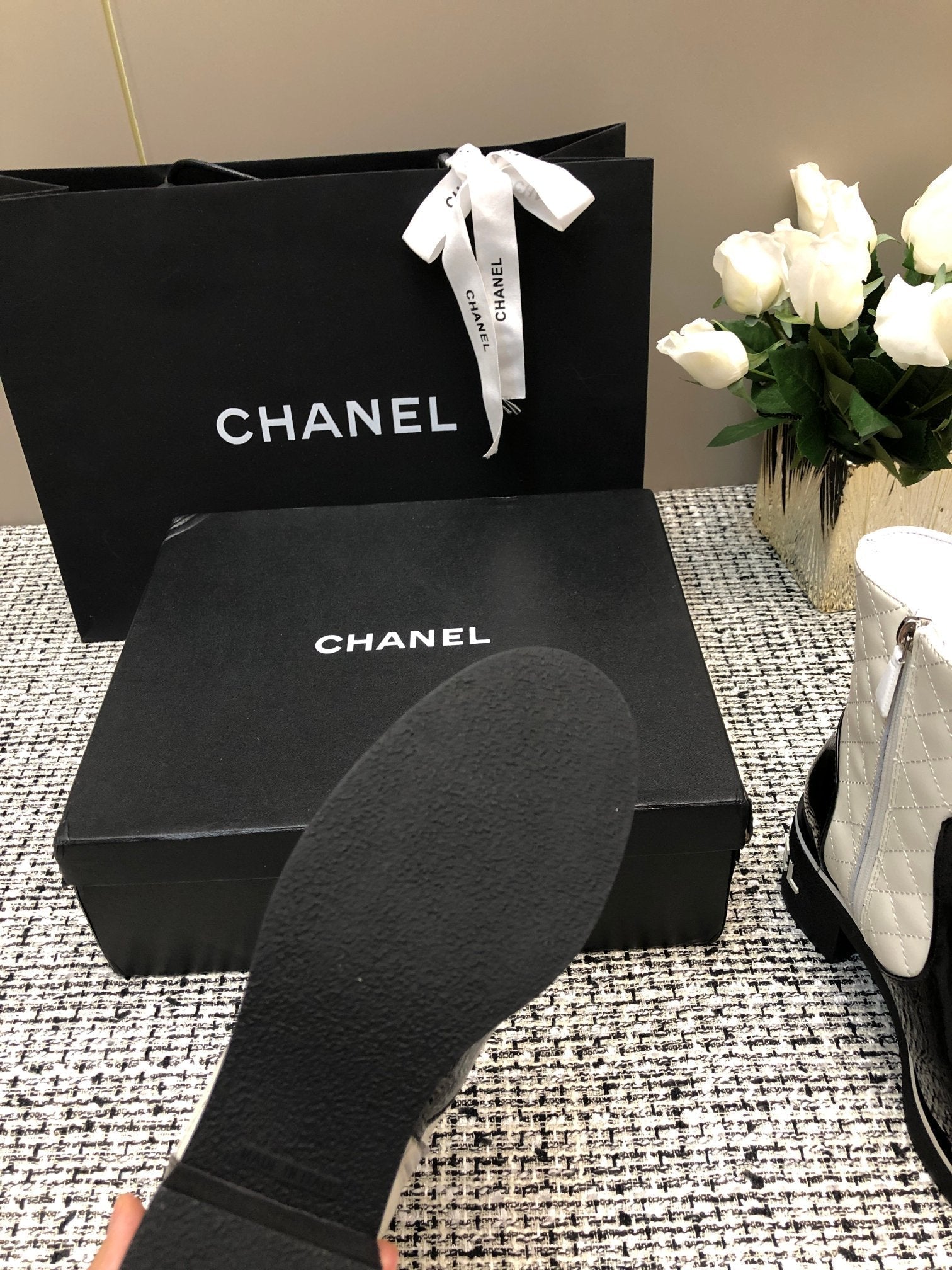 CHANEL ROUND-TOE SHORT BOOTS BLACK MIX WHITE SHEEPSKIN