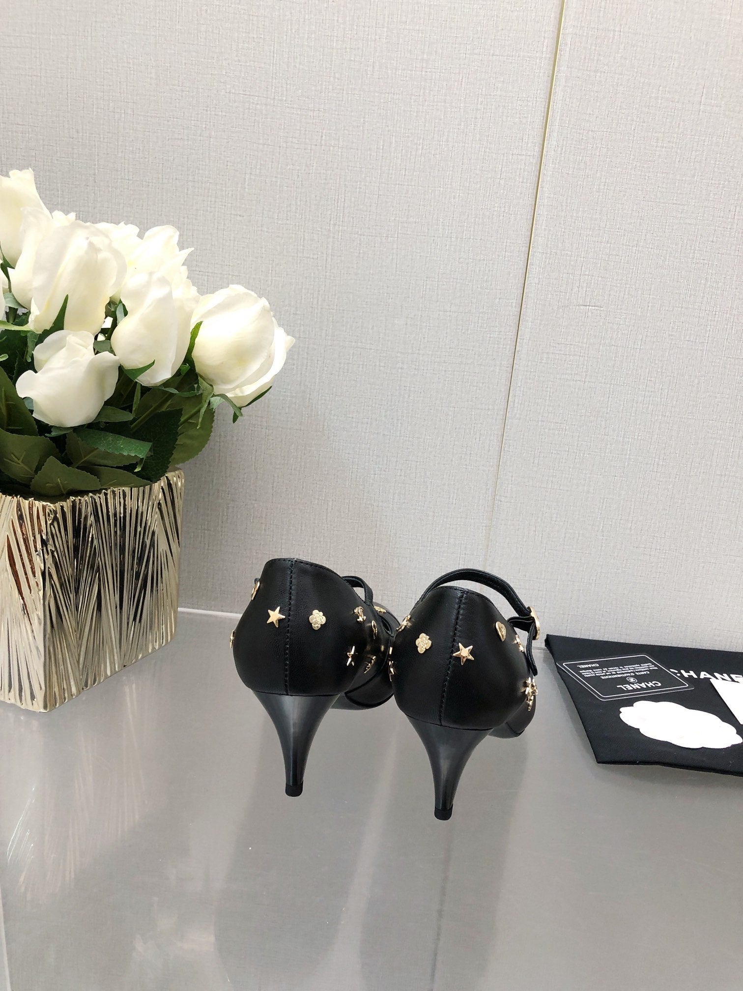 CHANEL MARY JANE BLACK LAMBSKIN ATTACH METAL