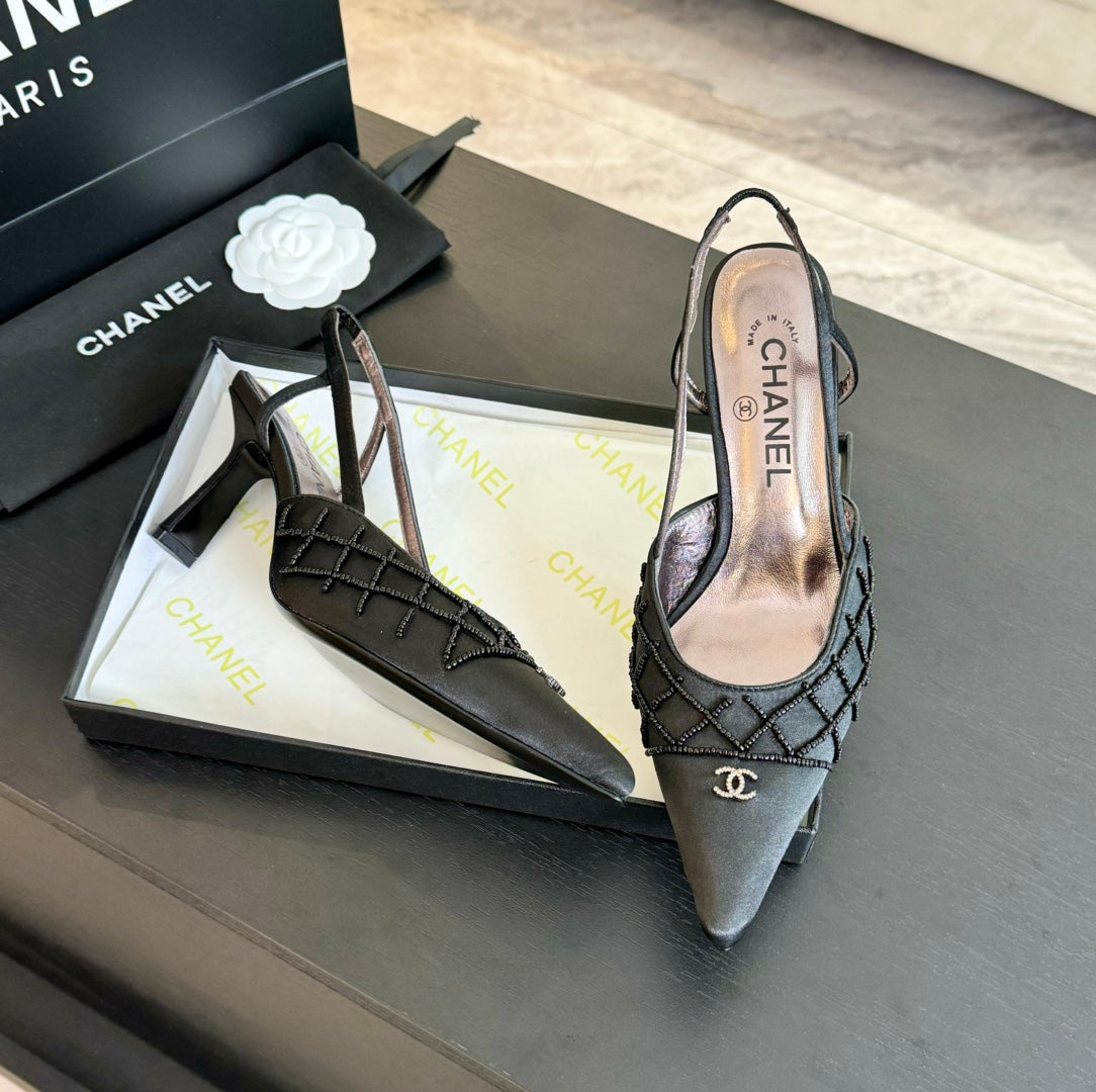 CHANEL POINTED SLINGBACK MID HEELS BLACK LAMBSKIN