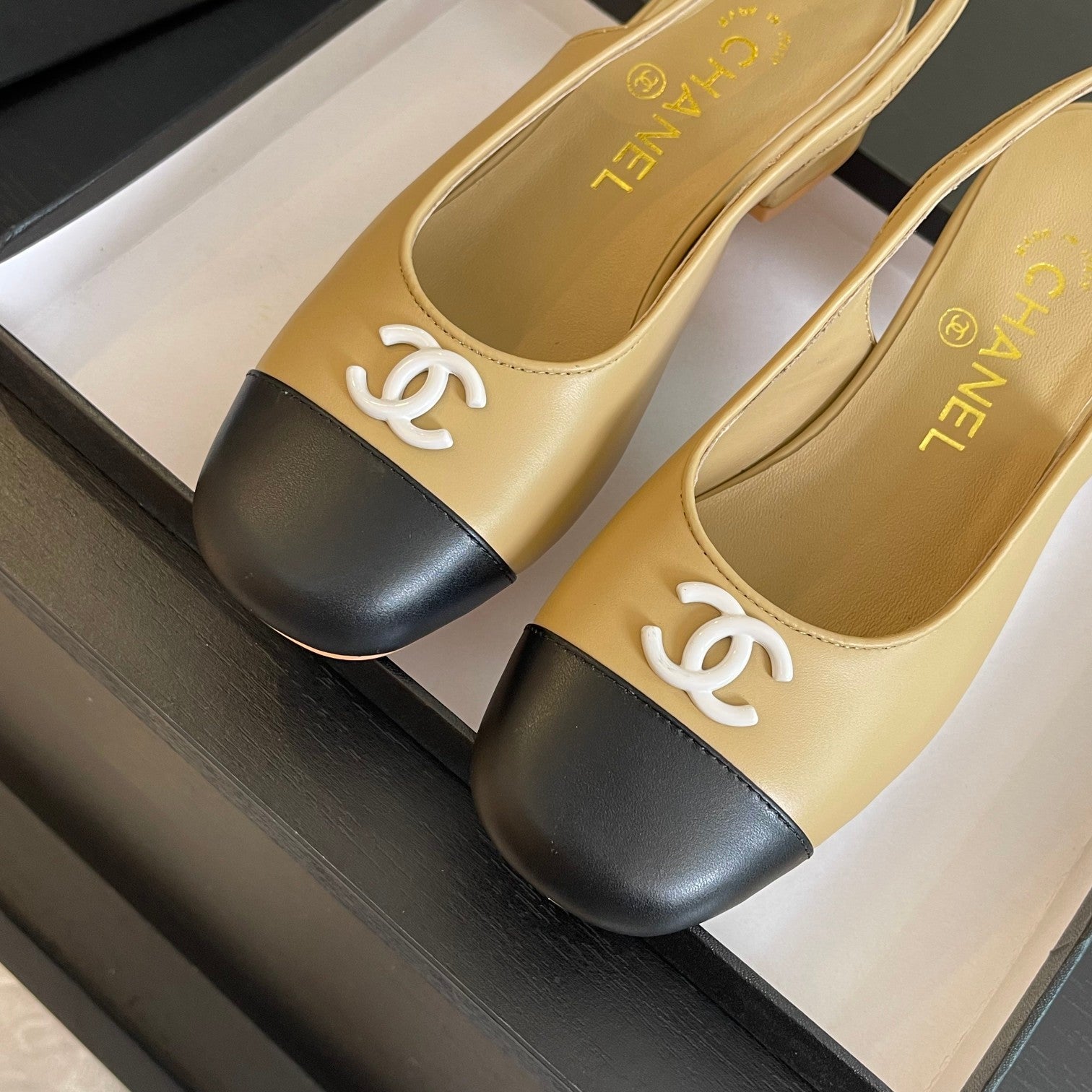 CHANEL SLINGBACKS IN DARK BEIGE MIX BLACK CALFSKIN
