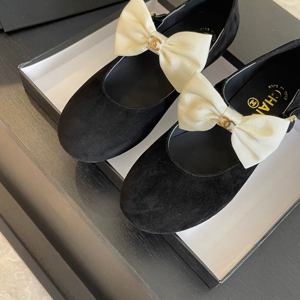 CHANEL BALLET FLAT BLACK SUEDE LAMBSKIN WITH WHITE BOW
