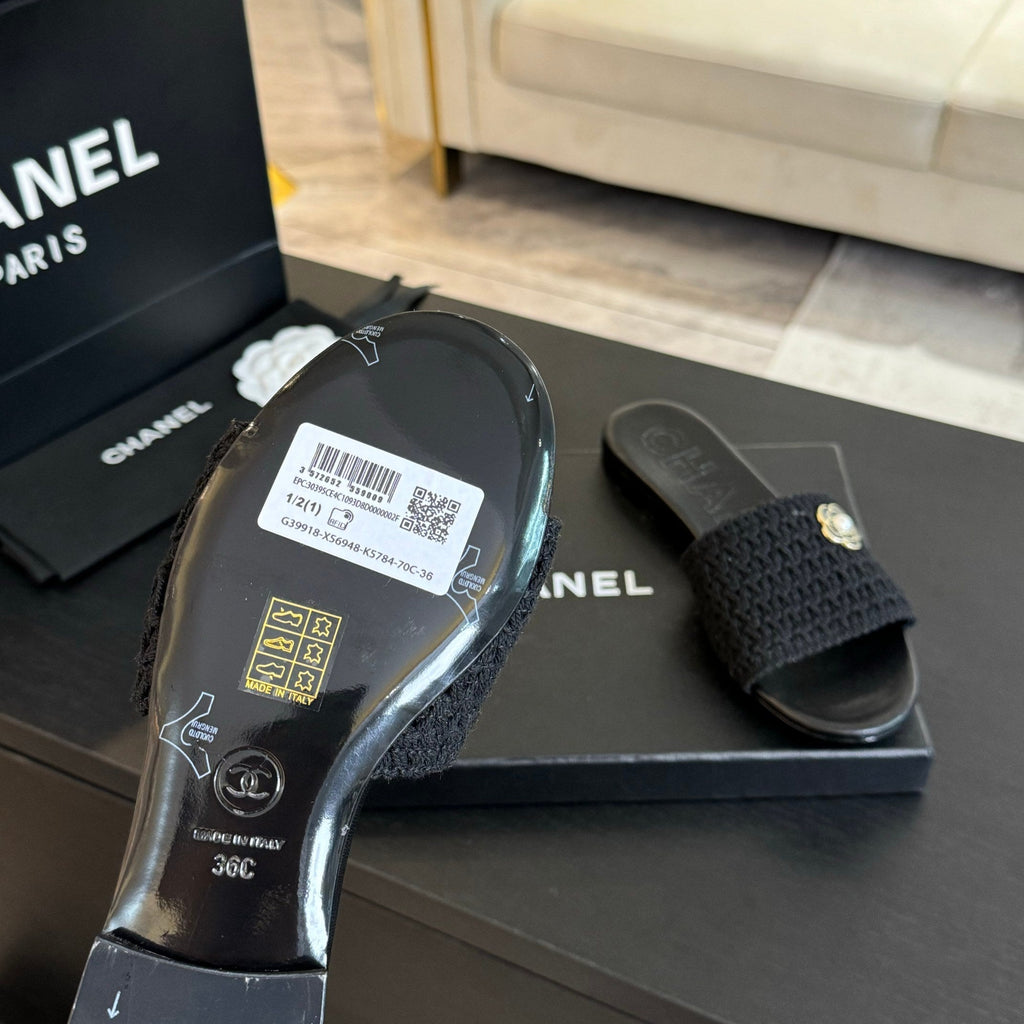CHANEL BLACK WOVEN FLAT SLIPPERS