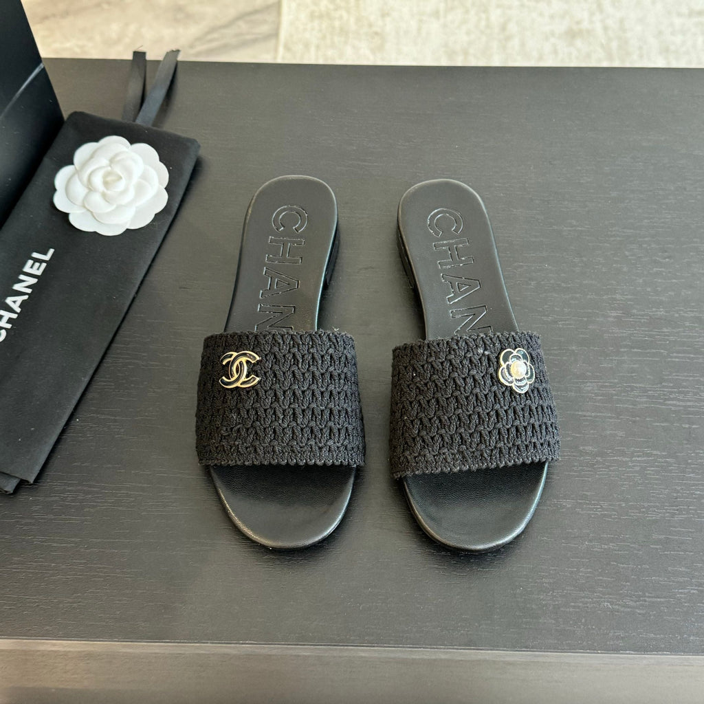 CHANEL BLACK WOVEN FLAT SLIPPERS