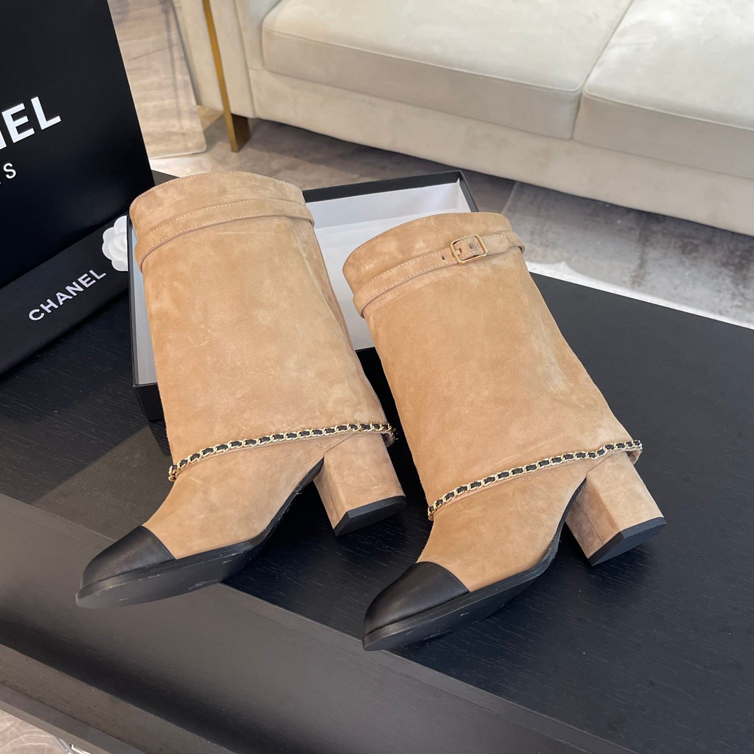 CHANEL SHORT BOOTS 6.5 CM IN CIDER BROWN SUEDE AND BLACK CALFSKIN