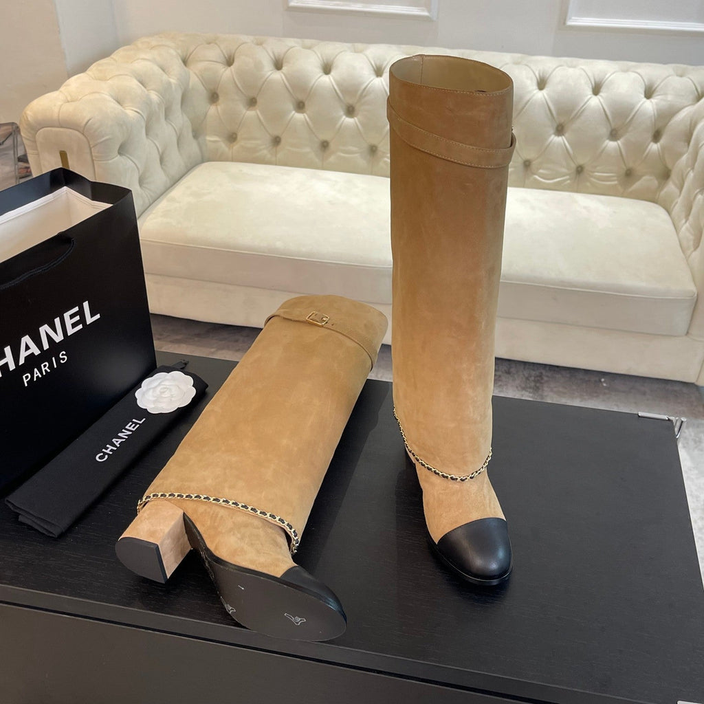CHANEL HIGH BOOTS 6.5 CM IN CIDER BROWN SUEDE AND BLACK CALFSKIN