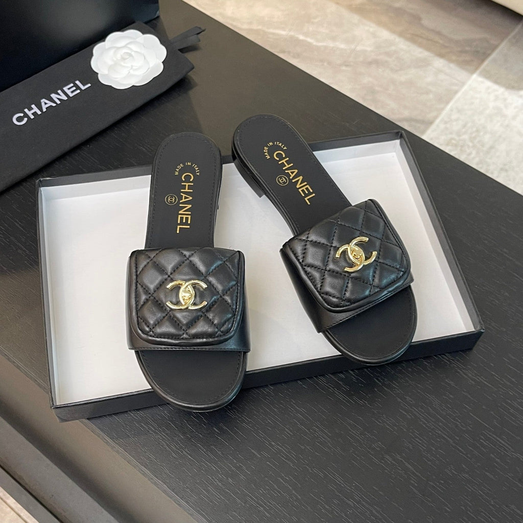 CHANEL FLAT MULE IN BLACK LAMBSKIN