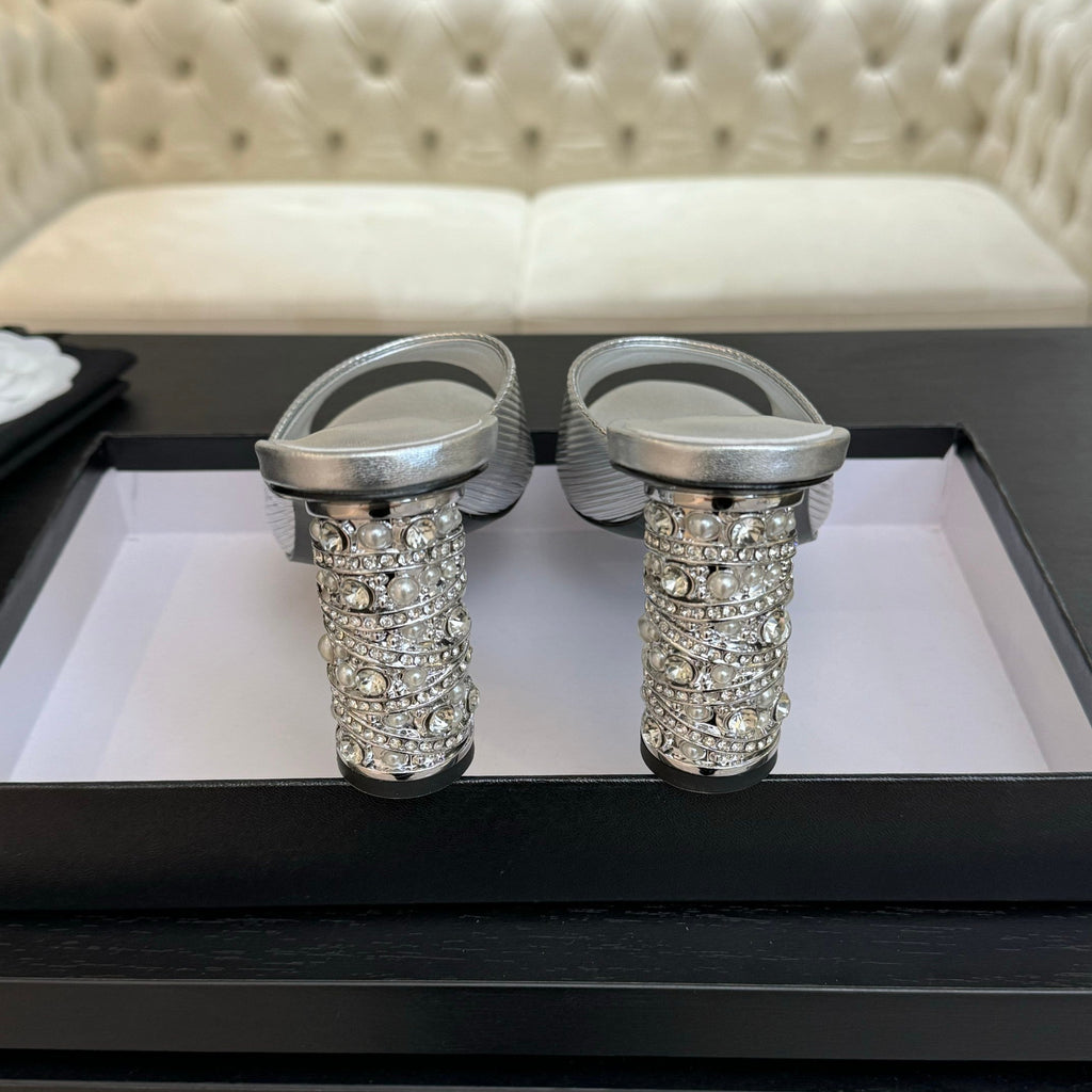CHANEL T-STRAP PEARL HEEL 85 MM SANDALS IN SILVER LAMBSKIN MULE
