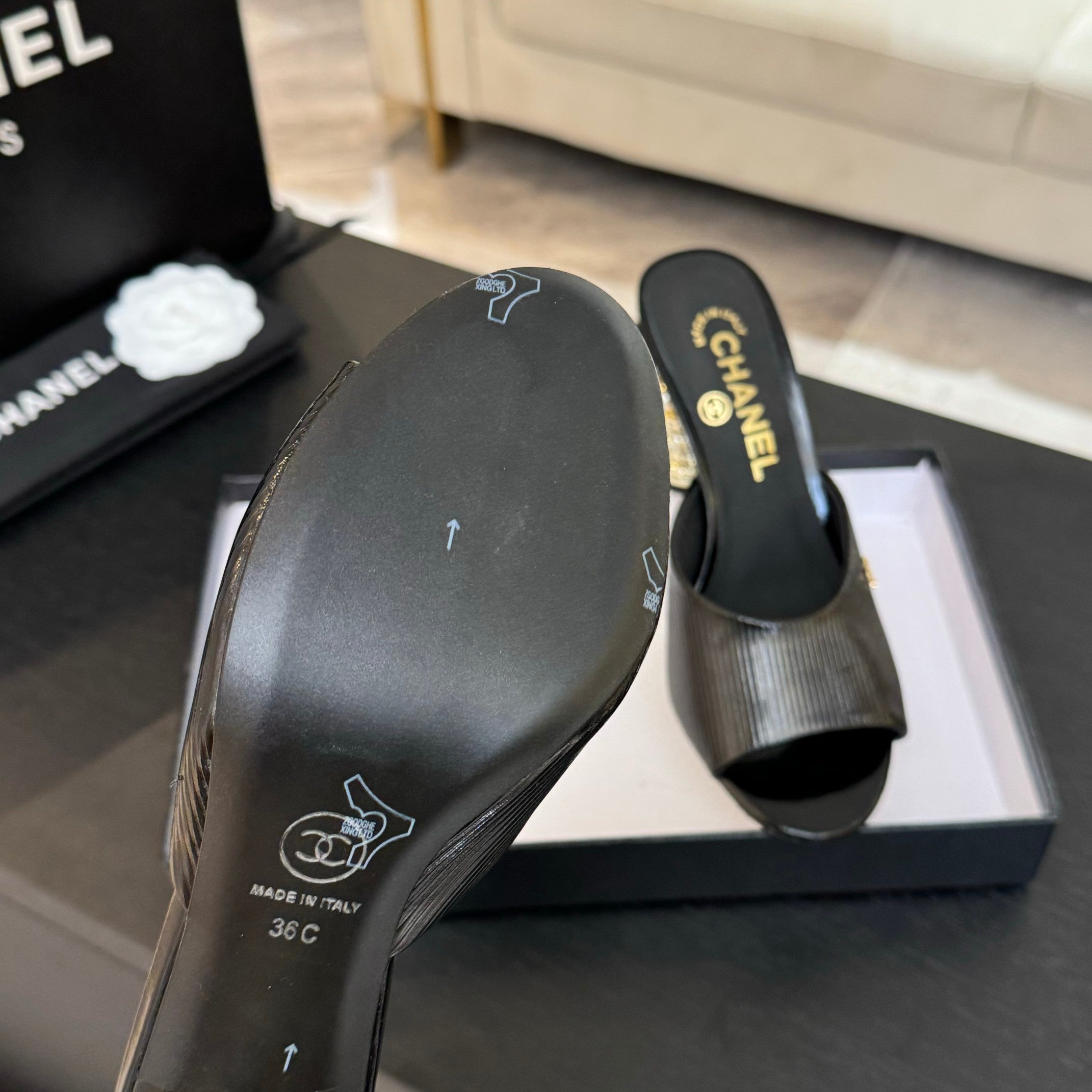 CHANEL T-STRAP PEARL HEEL 85 MM SANDALS IN BLACK LAMBSKIN MULE