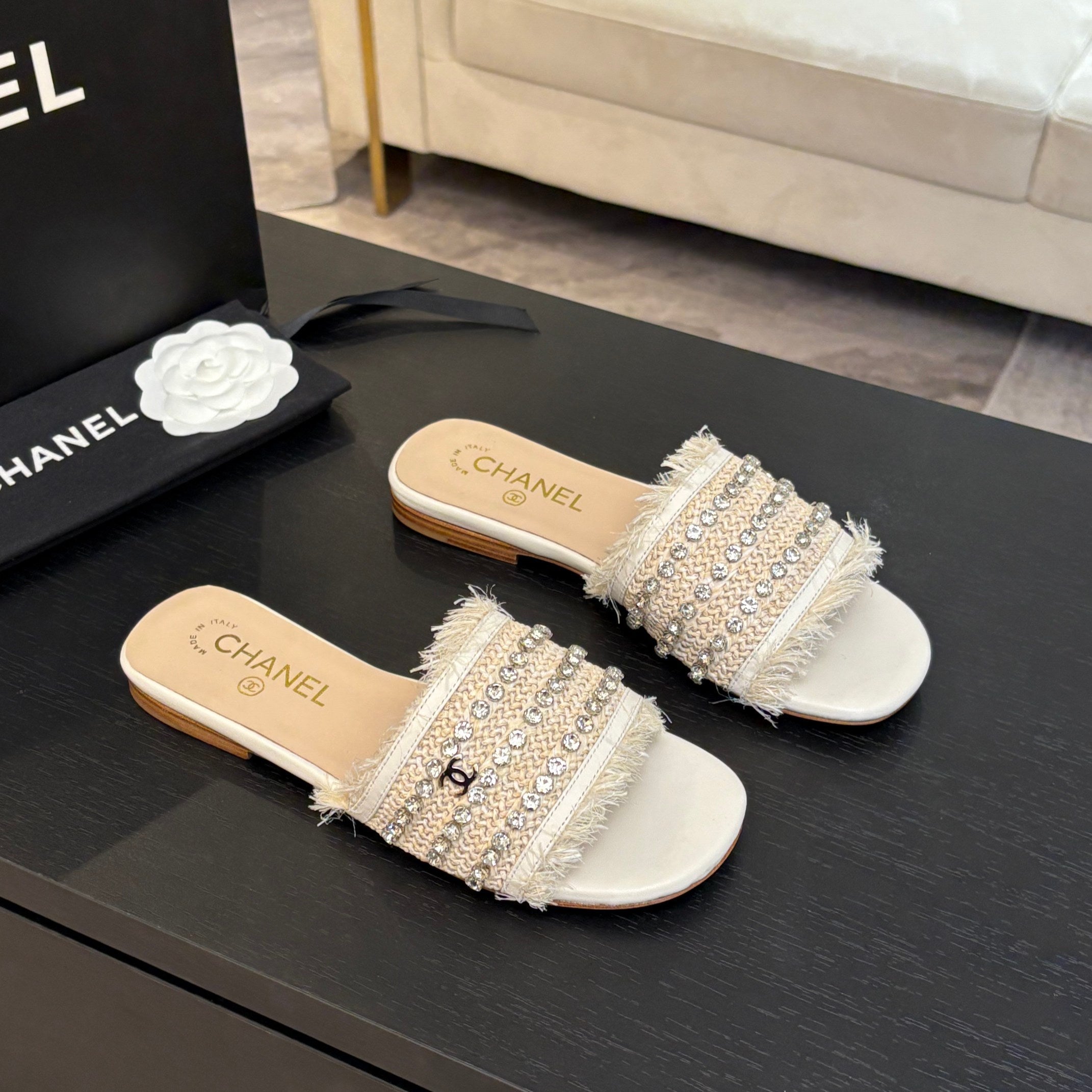 CHANEL FLAT SANDALS BEIGE AND WHITE WITH CRYSTALS