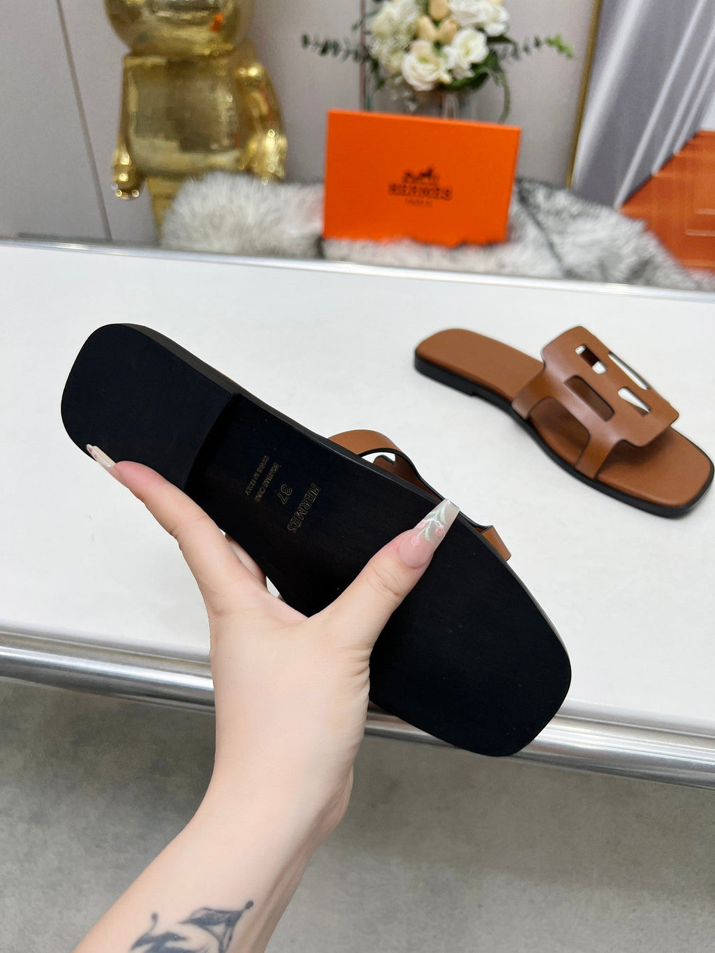 HERMES FLATFORM SANDAL CARAMEL CALFSKIN