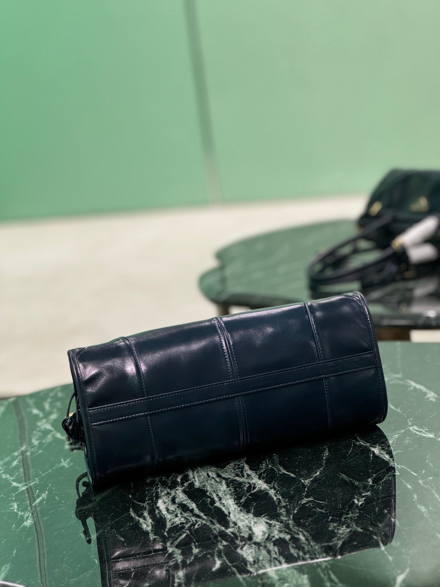 PRADA HANDBAG 32 IN BLACK SOFT SMOOTH LAMBSKIN