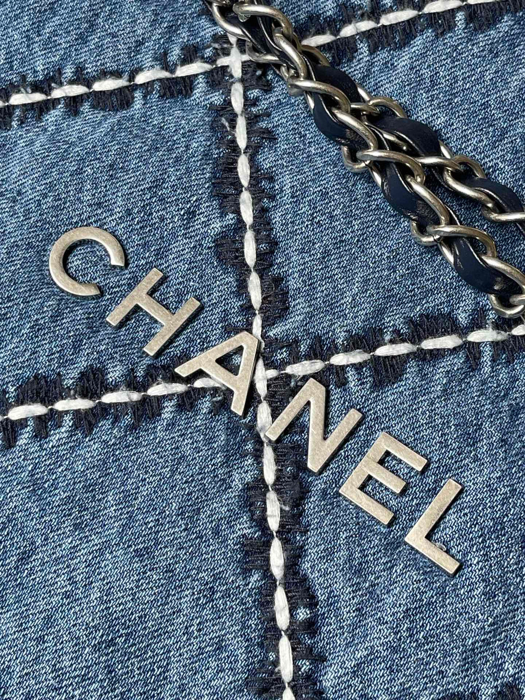 CHANEL MEDIUM 37 CROSSBODY BAG IN BLUE DENIM WITH CHAIN