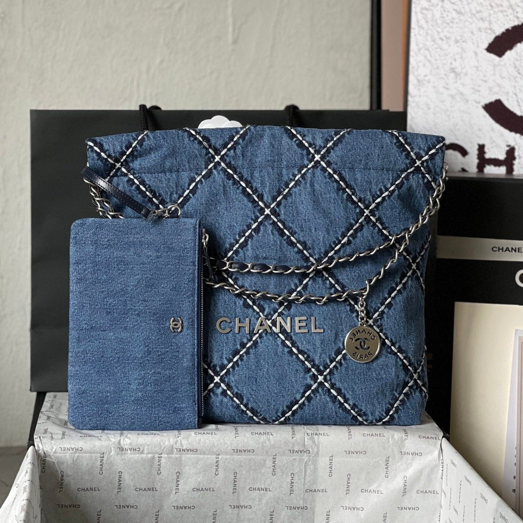 CHANEL MEDIUM 37 CROSSBODY BAG IN BLUE DENIM WITH CHAIN